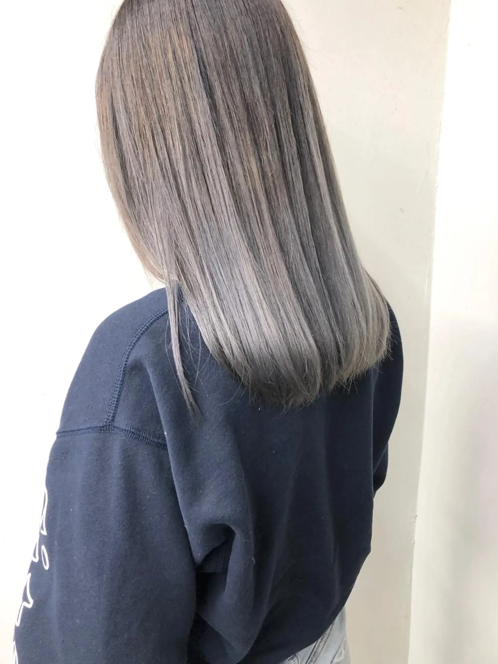 ミディアム ヘアカラー トリートメント 小澤大輔 YOLO hairのヘアスタイル