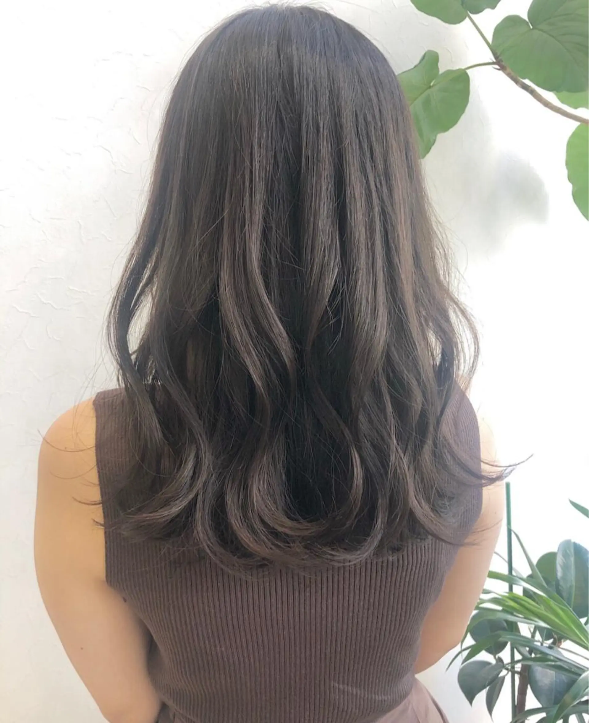 セミロング カラー nakahara madokaのヘアスタイル