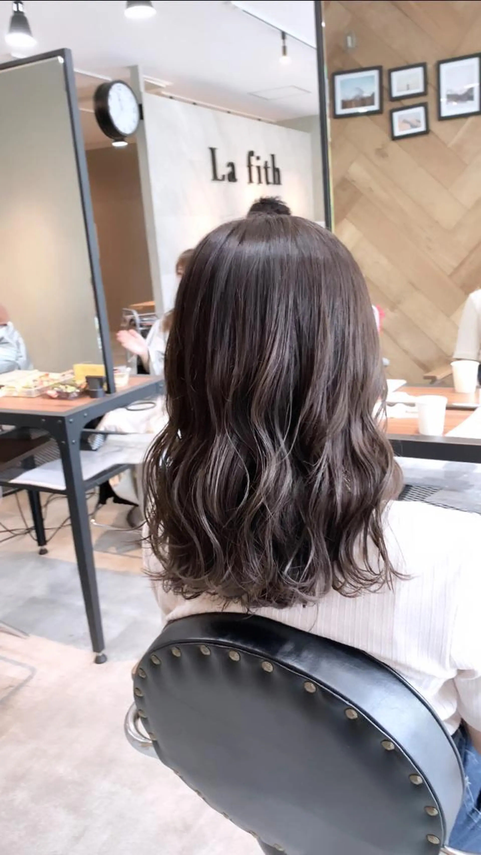 セミロング カラー カット ヘアカラー トリートメント lafith hair leco所属・西金 徹のヘアスタイル