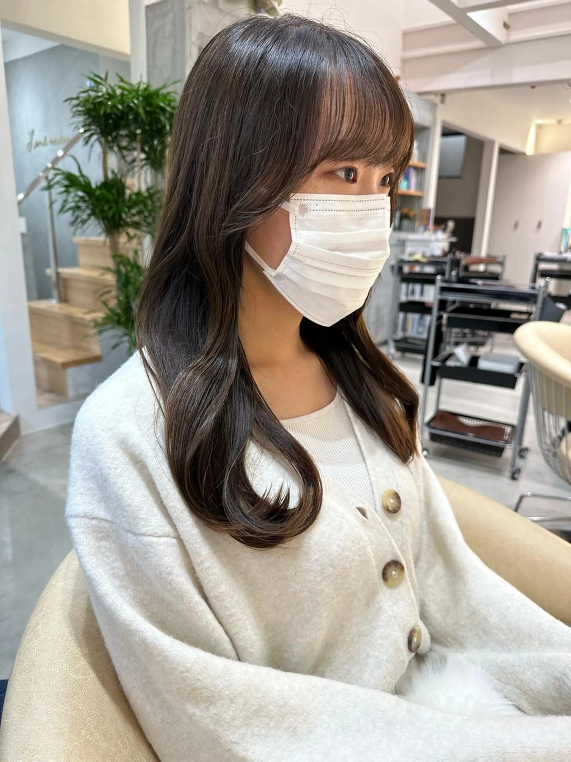 セミロング カット ヘアカラー トリートメント ヘアセット Londideal 高橋ヒロシのヘアスタイル