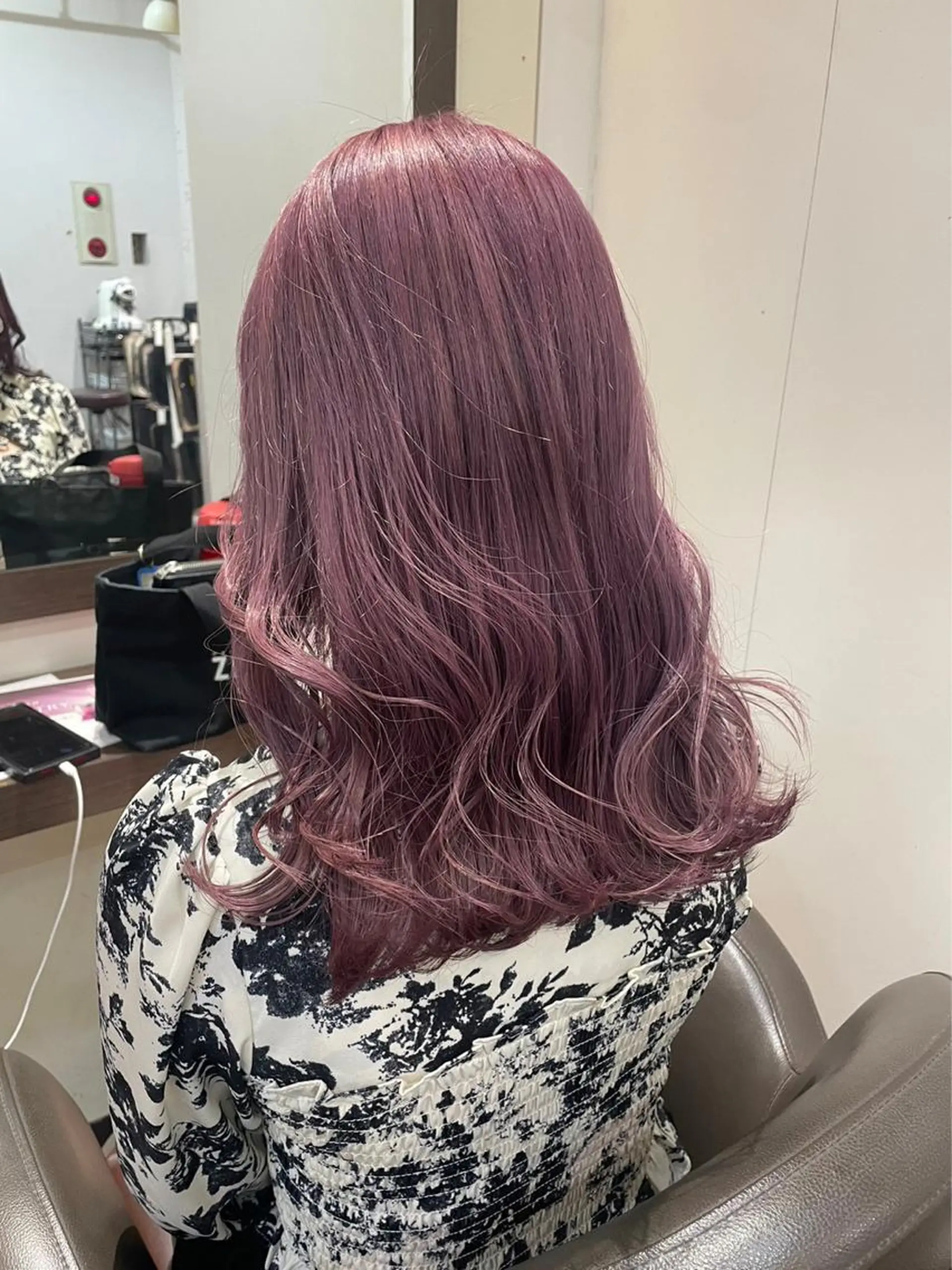 ロング カラー ハイトーンカラー 学生 酸性ストレート 🤍🎀honokaのヘアスタイル
