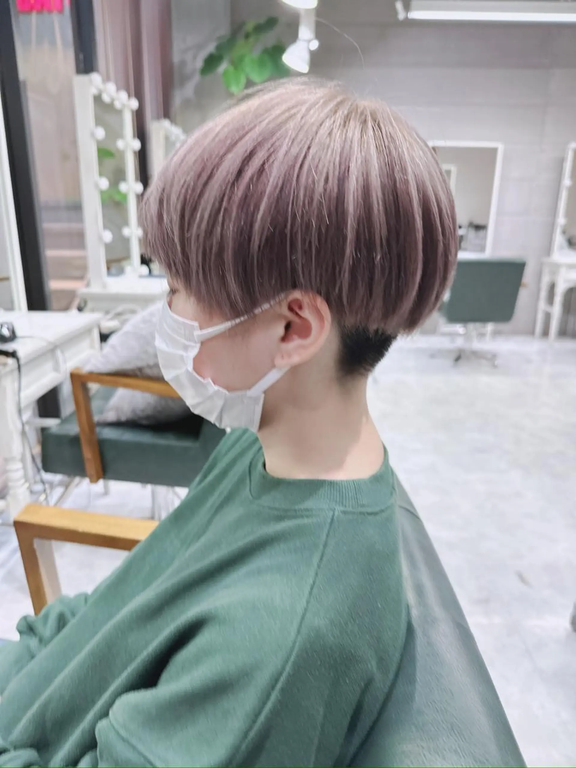 ショート カラー ヘアアレンジ メンズ メンズブリーチ メンズ韓国風 韓国マッシュ マッシュ ツーブロック 𝐑𝐈𝐍𝐊𝐀 🐷🖤のヘアスタイル