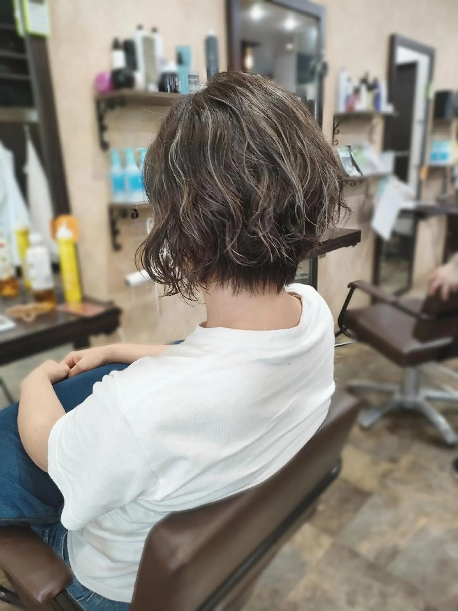 ショート カラー アッシュ ハイライトカラー ハイライト カット ヘアカラー sepiage trois所属・酒井 亜希のヘアスタイル