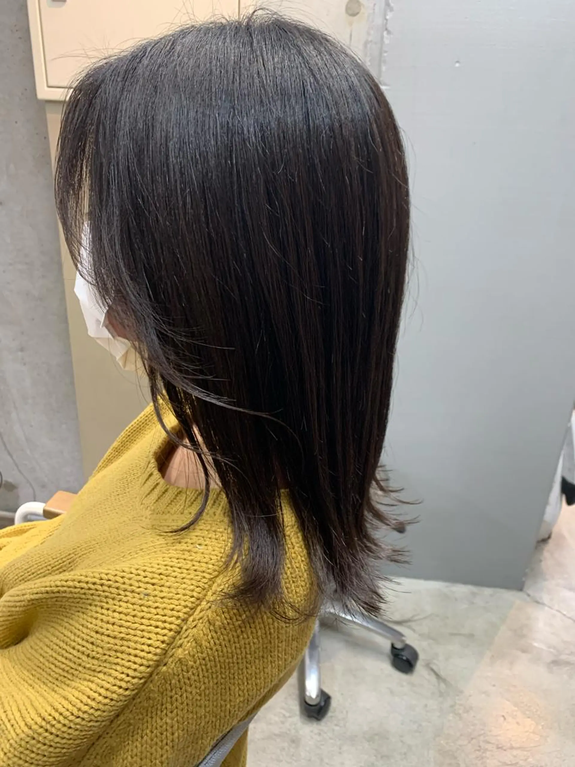 ミディアム 顔まわりレイヤー レイヤーカット カット B.sun所属・鈴木 りなのヘアスタイル