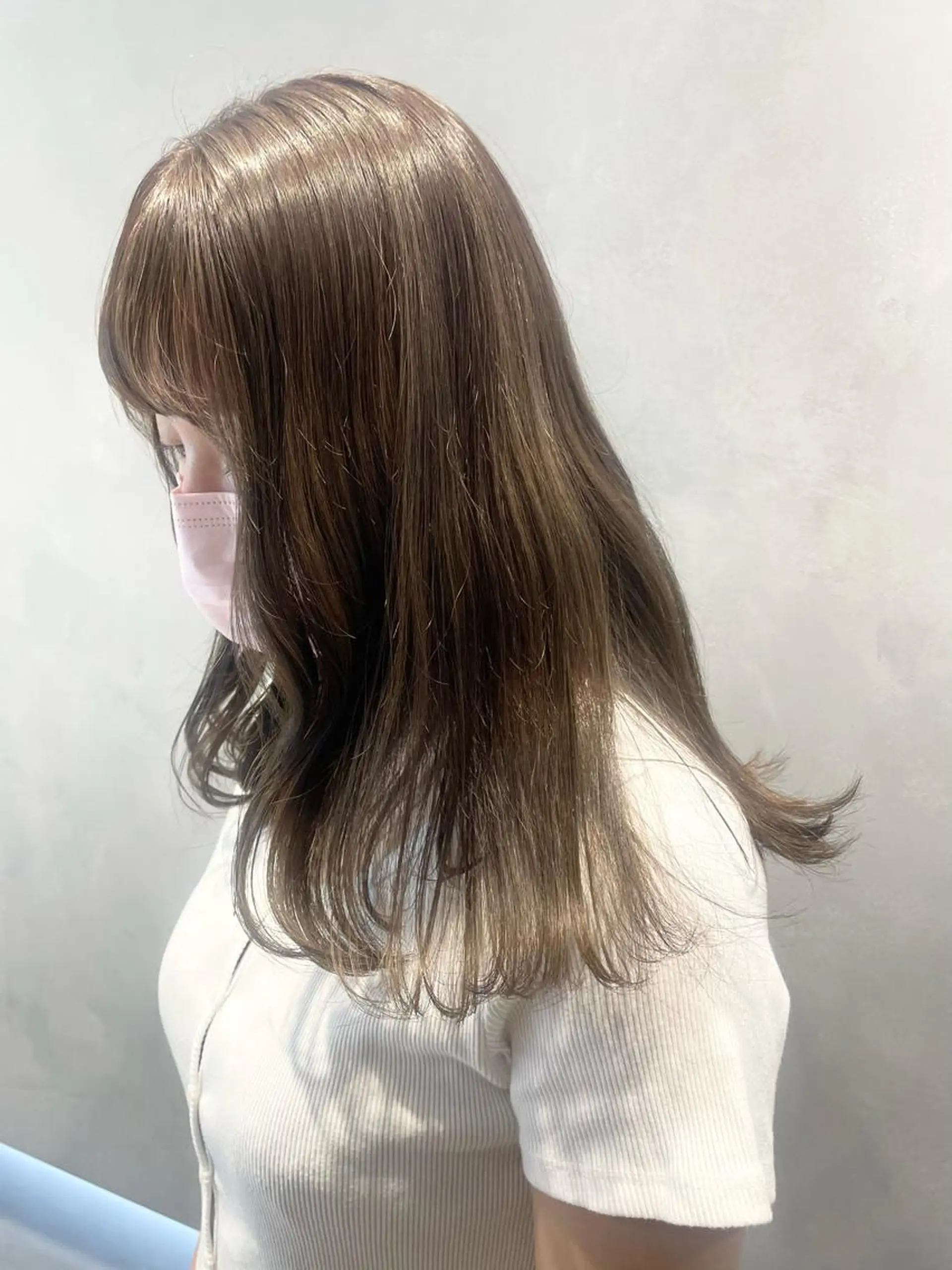 セミロング カット ヘアカラー トリートメント salowin銀座6丁目所属・20代後半〜30代 支持率◎Megumiのヘアスタイル