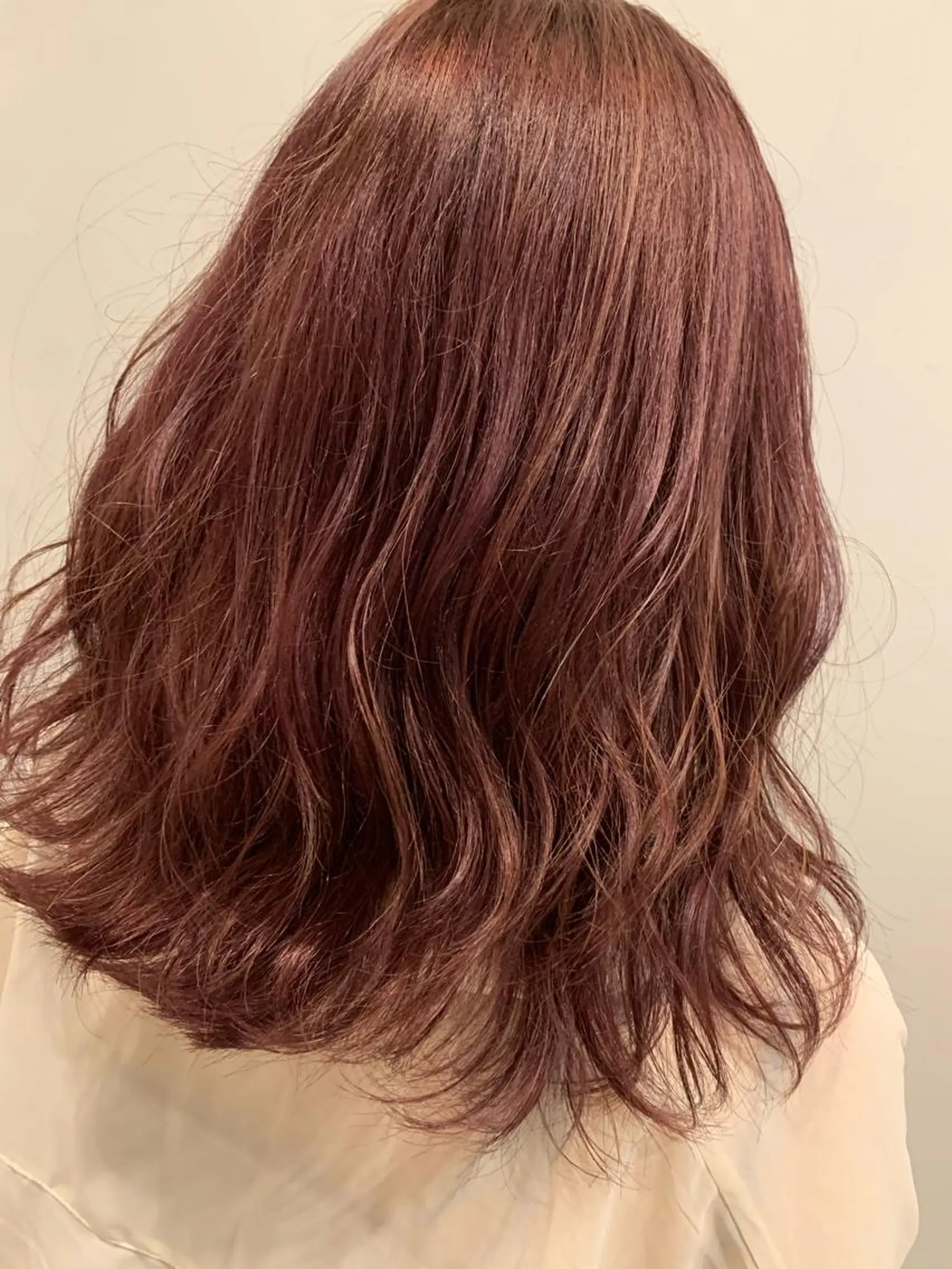 セミロング ヘアカラー 🍓 JURiA 🍓のヘアスタイル