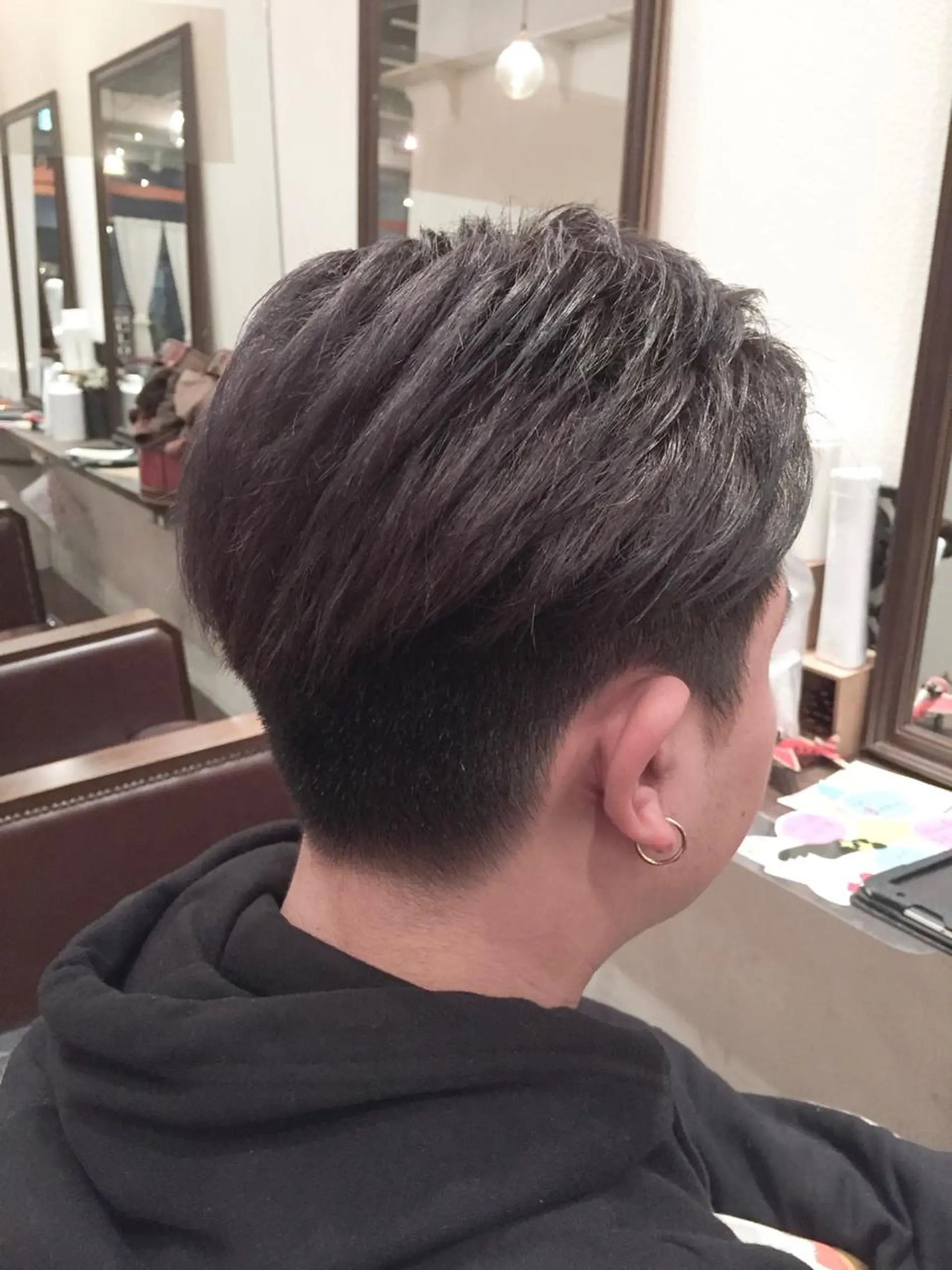 カラー メンズ ダブルカラー ヘアカラー いしだ みさきのヘアスタイル