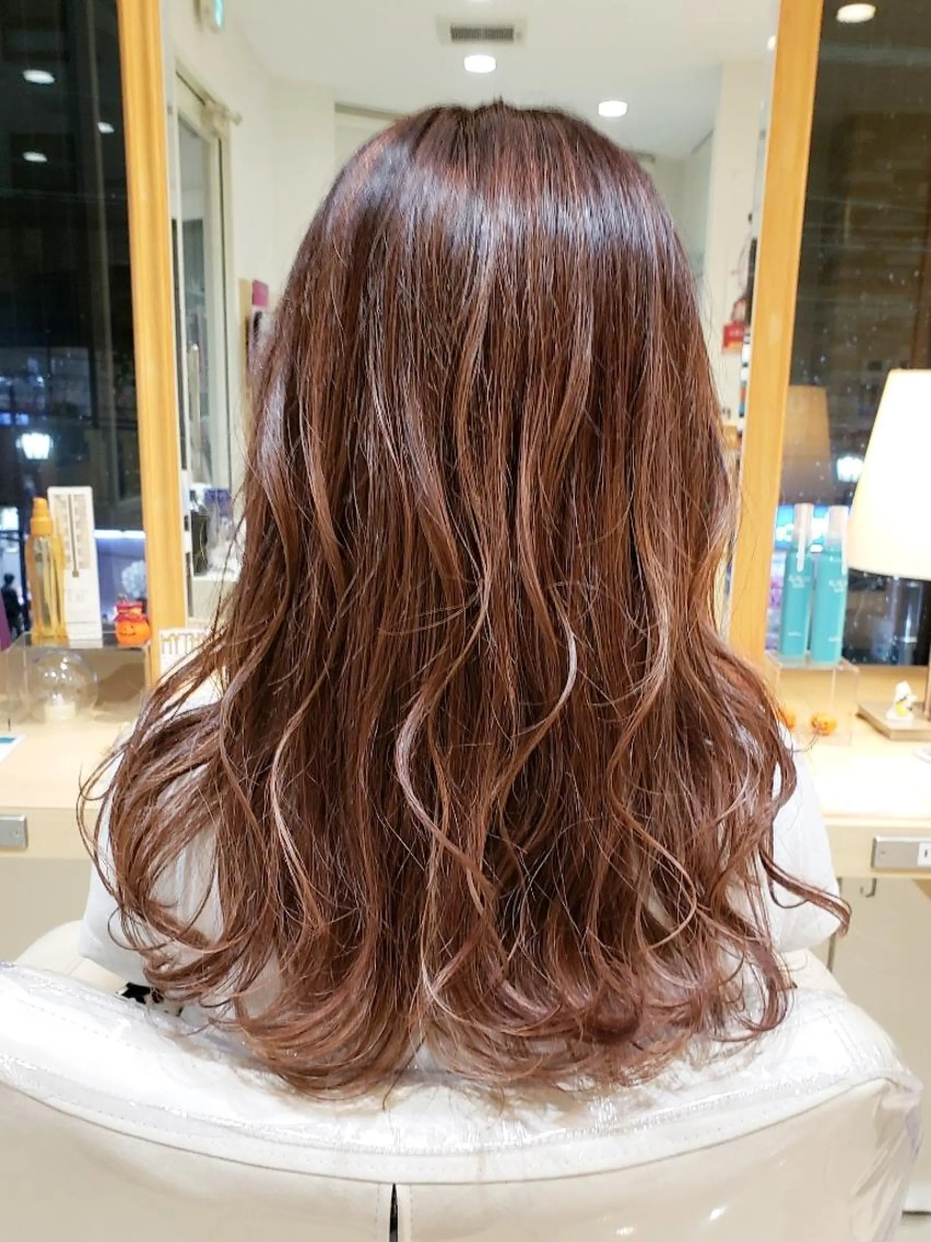 セミロング カラー 美髪⭐︎髪質改善 井上 康司のヘアスタイル