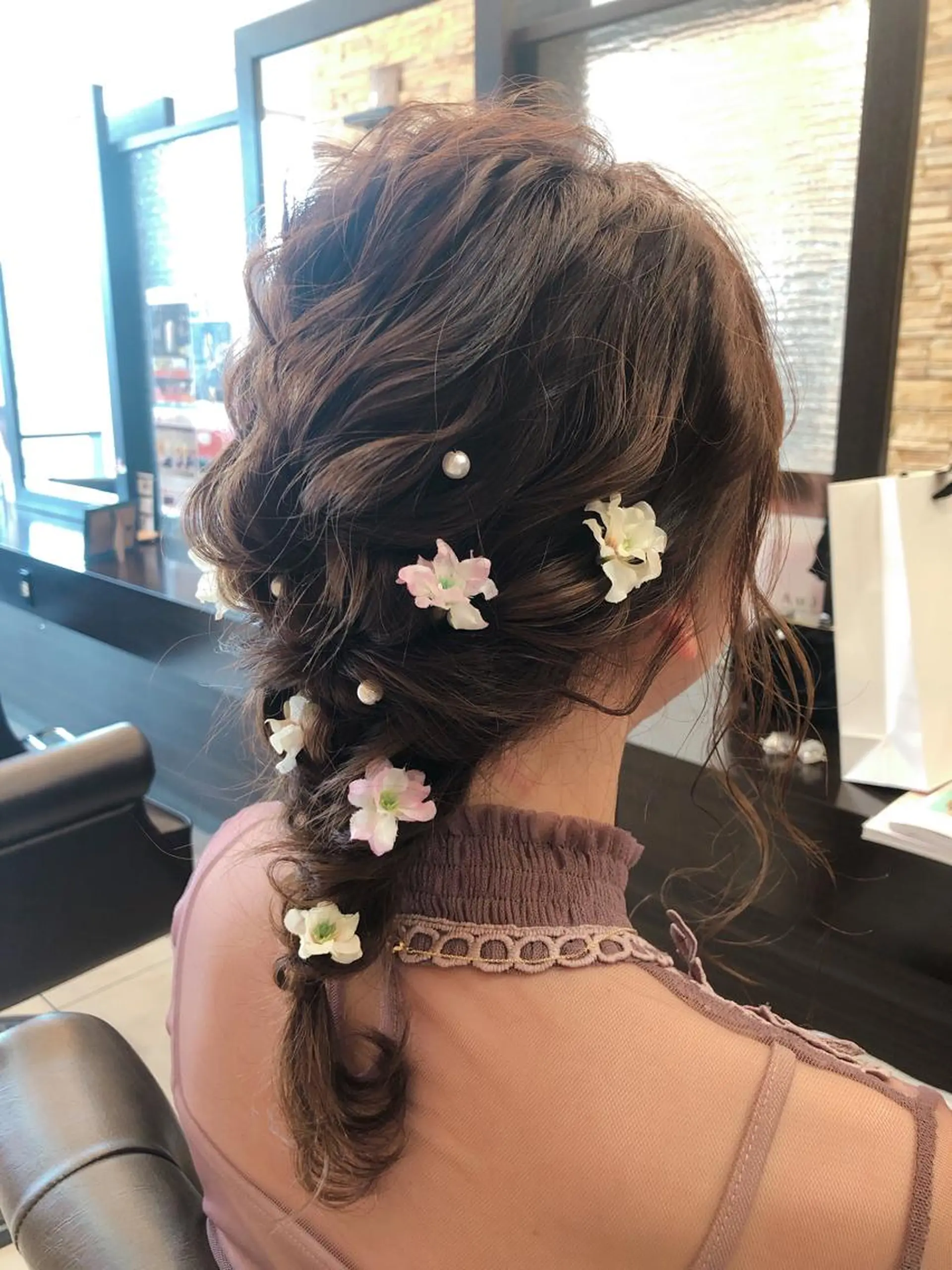 セミロング カラー パーマ ヘアアレンジ ヘアセット 小田 莉加子のヘアスタイル