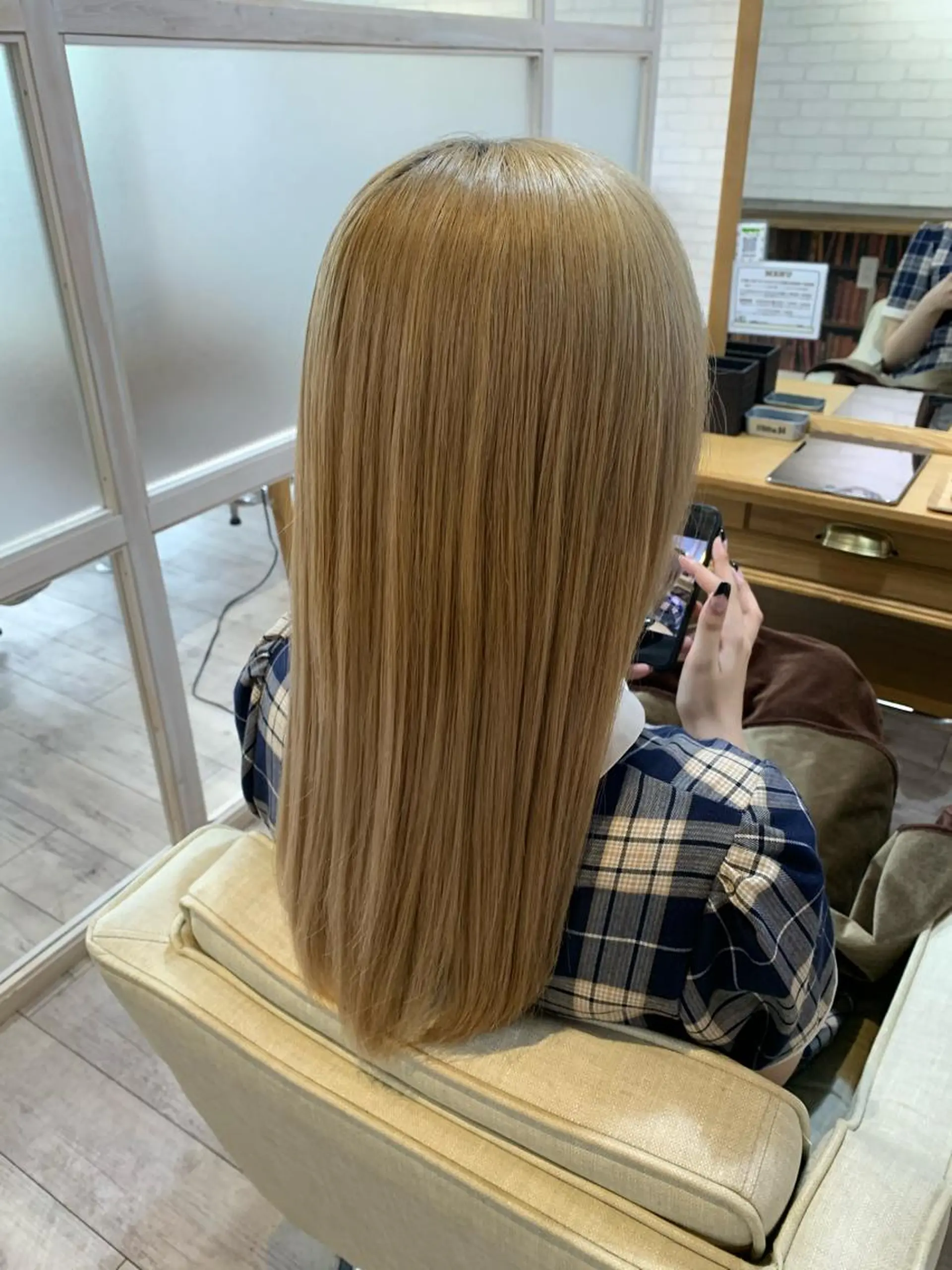 セミロング 髪質改善 トリートメント 酸熱トリートメント ヘアカラー トリートメント 🏆蔵前個室 美容院🏆　大川月央のヘアスタイル