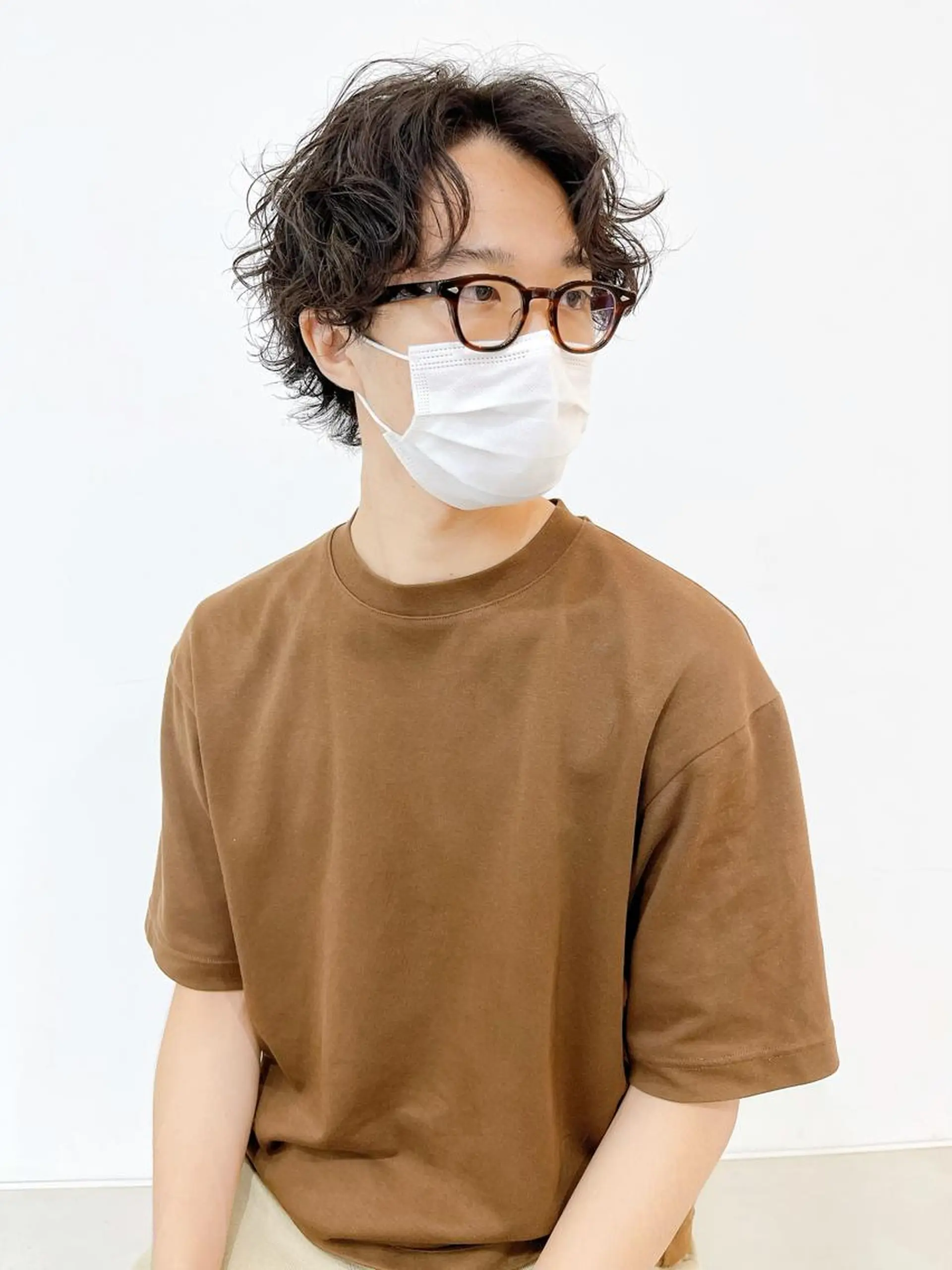 ショート パーマ メンズ センターパート メンズパーマ カット パーマ メンズパーマ タカキリョウのヘアスタイル