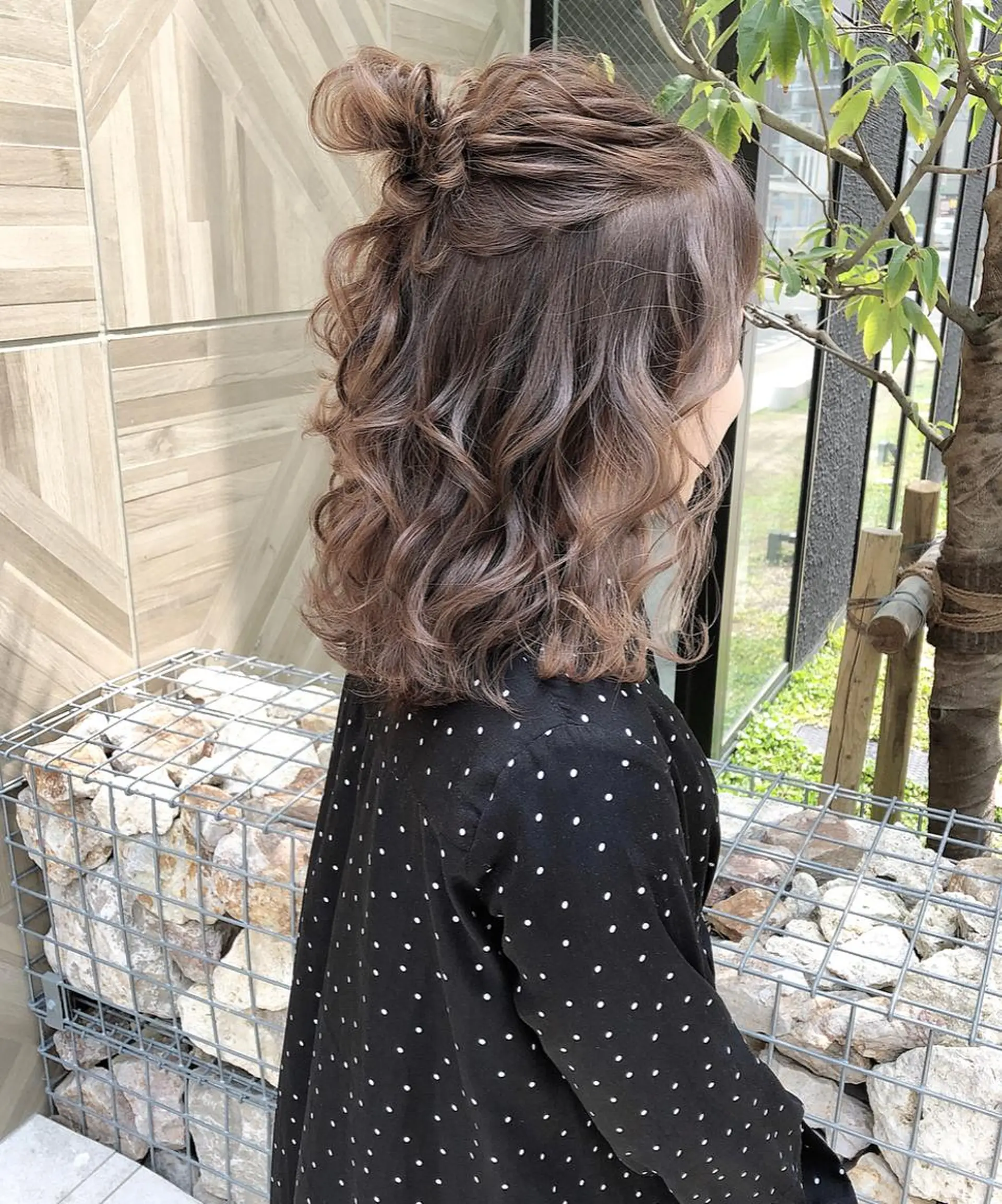 ミディアム カラー ヘアアレンジ autre所属・大久保 ひでなりのヘアスタイル