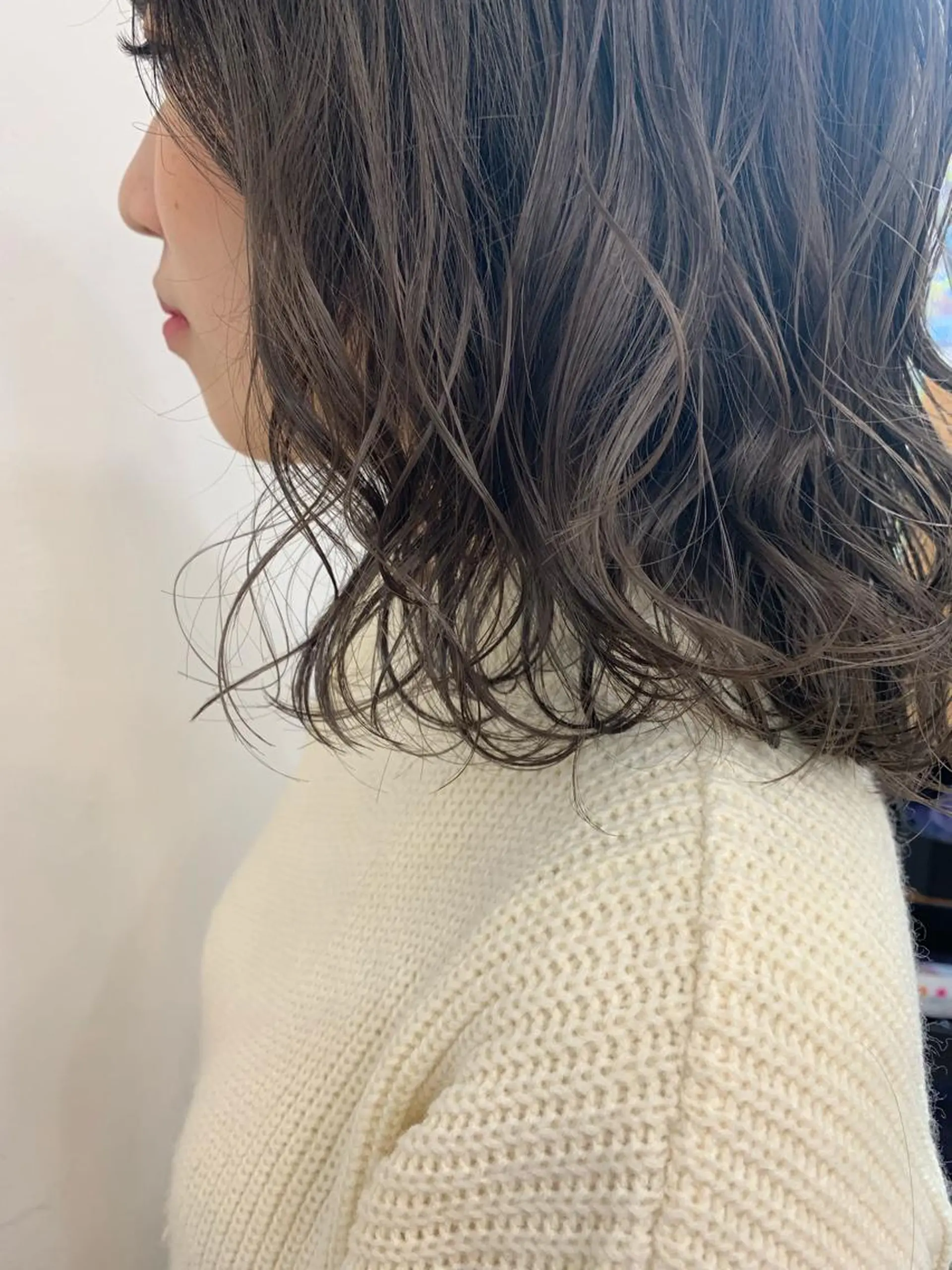 ショート ボブ カット ヘアカラー chama レイヤーカットのヘアスタイル