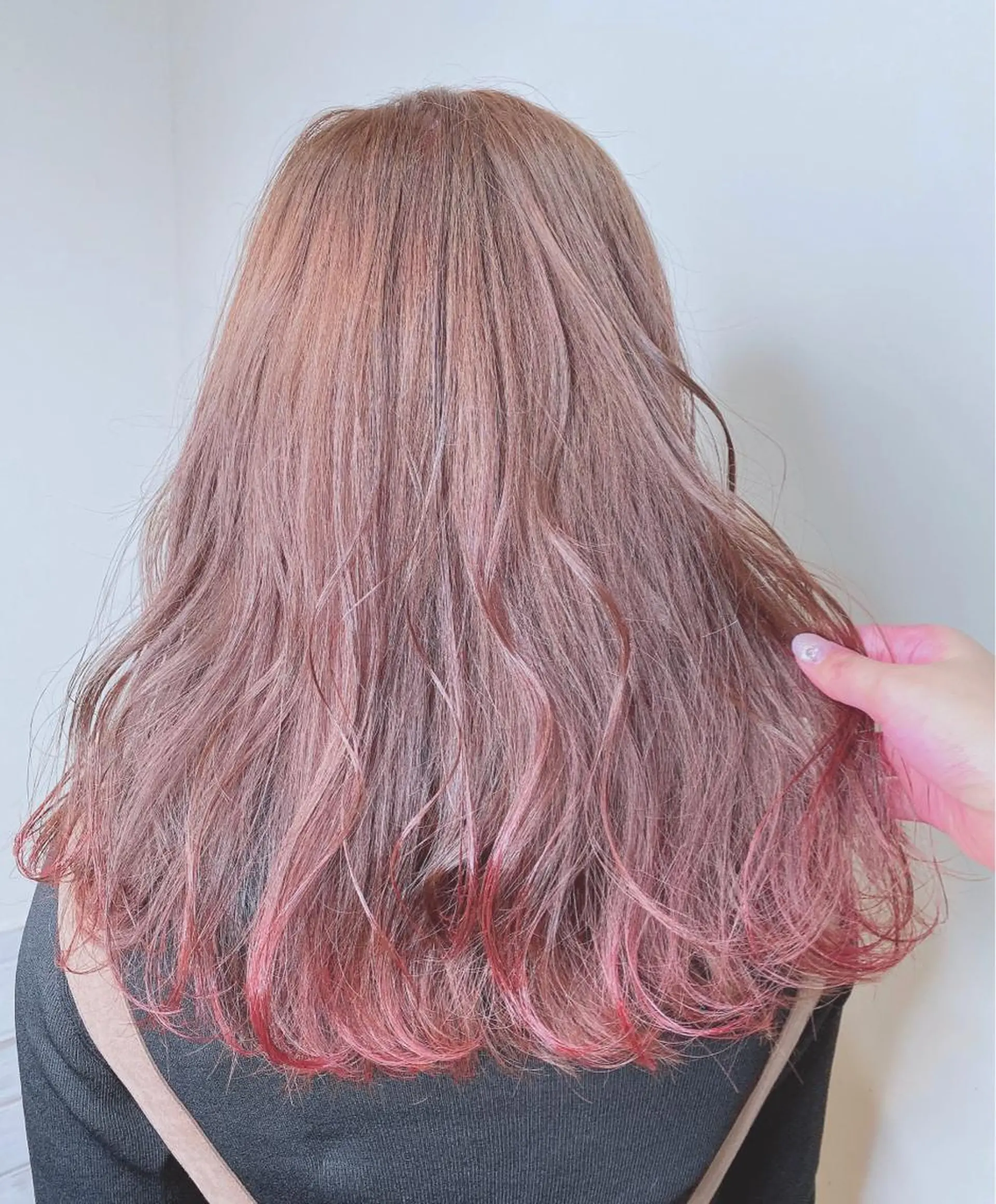 ロング カラー ヘアアレンジ ベージュカラー ブリーチ ブリーチなしカラー ピンクカラー ピンクベージュ カット ヘアカラー パーマ トリートメント まつげと美容室/ 個室/瀬戸 一菜のヘアスタイル