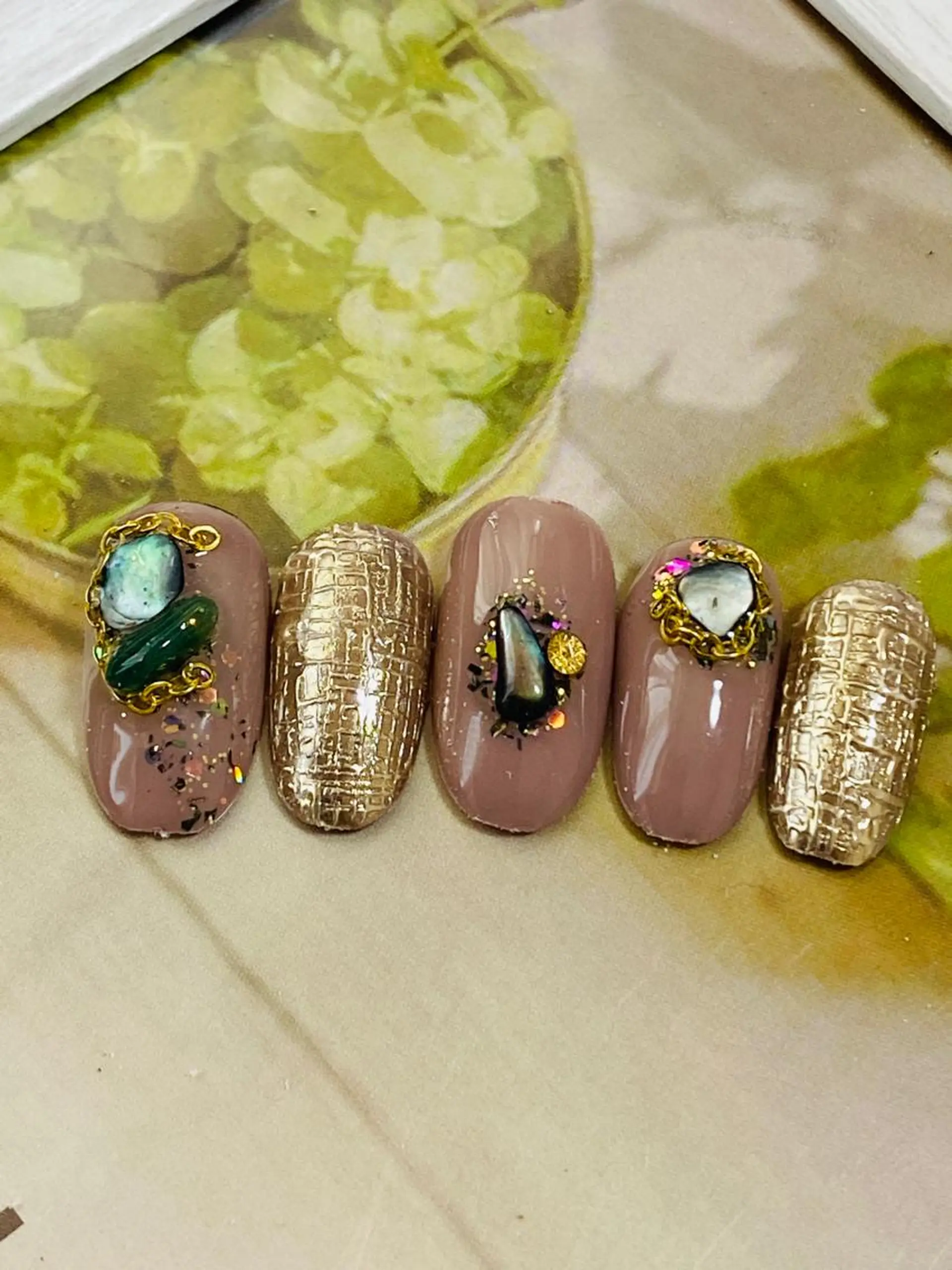 ネイル ミラーネイル シンプルネイル 自宅ネイルサロン ♦️nuance♦️のネイルデザイン