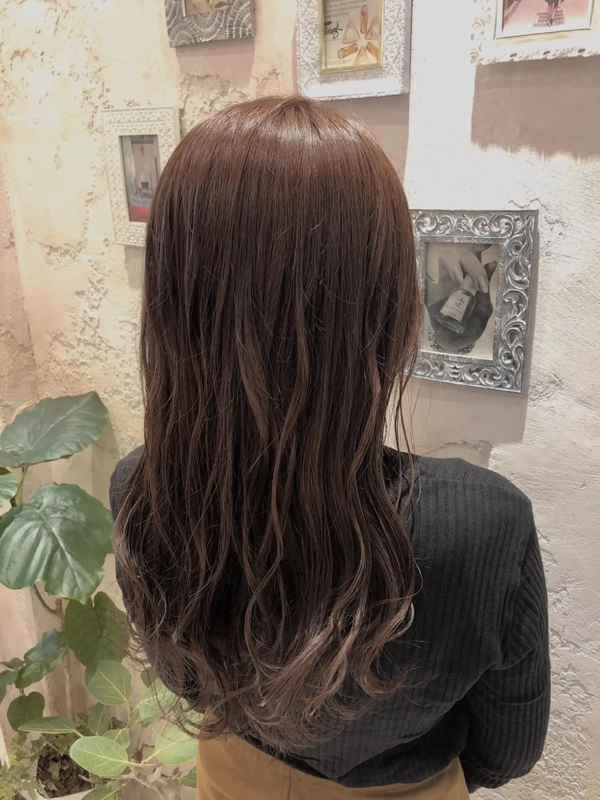 ミディアム ラベンダーブラウン カット ヘアカラー トリートメント 代表山口ひな 髪質改善のプロのヘアスタイル
