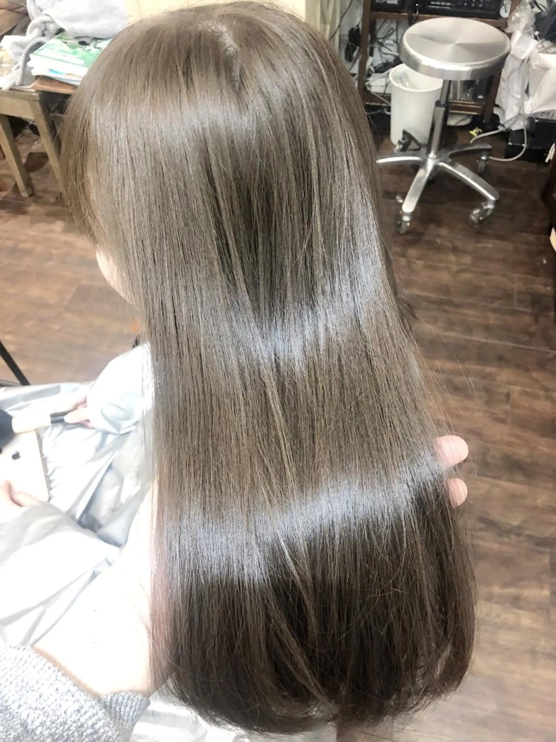 カラー グレージュ イルミナカラー トップスタイリスト Yamato.hのヘアスタイル