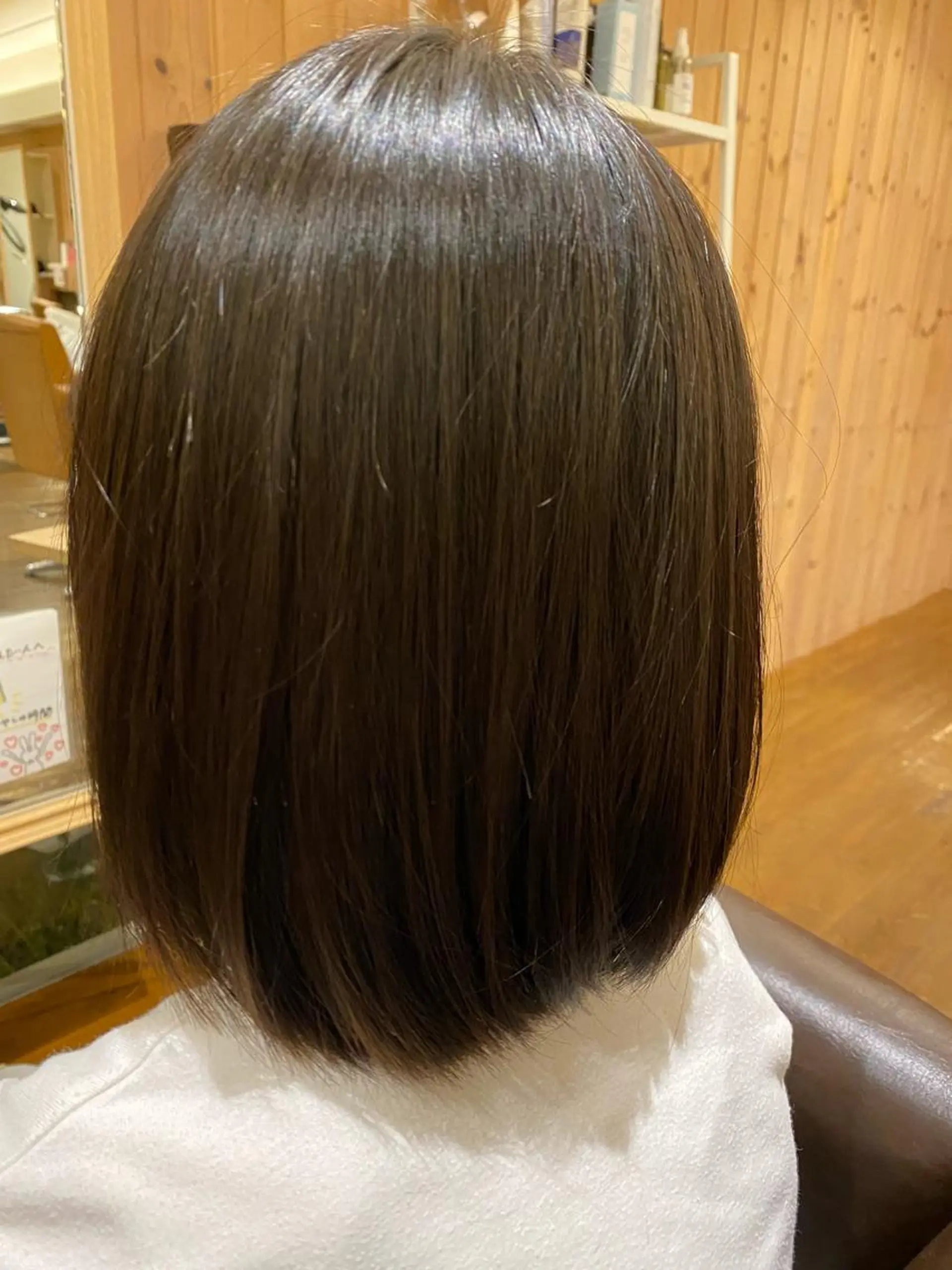 ミディアム ボブ AIRFLOW Another Lagoon所属・横野 朱音のヘアスタイル