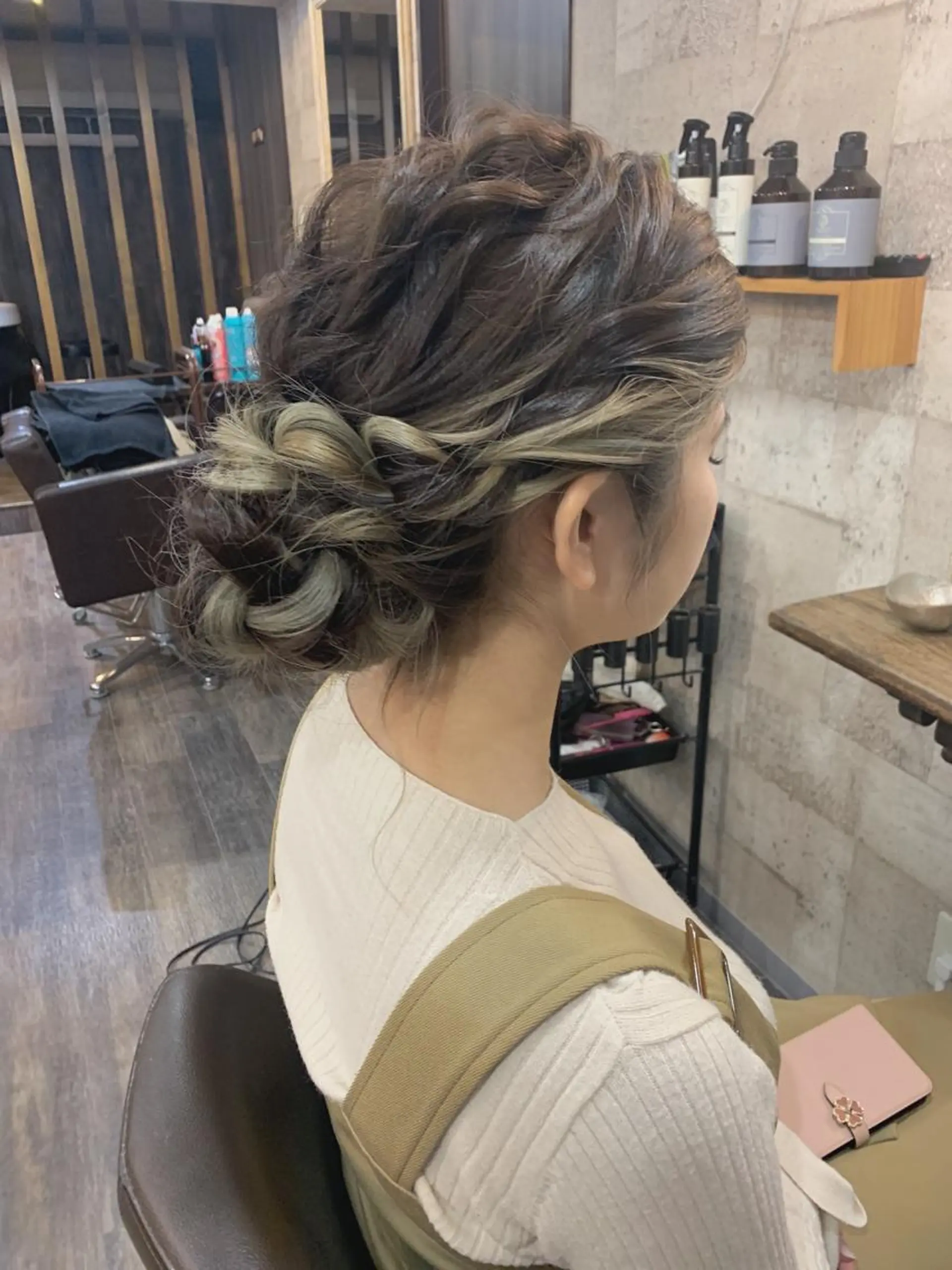 ヘアアレンジ KISS SWAN所属・B E C H I C O〔べち子〕のヘアスタイル