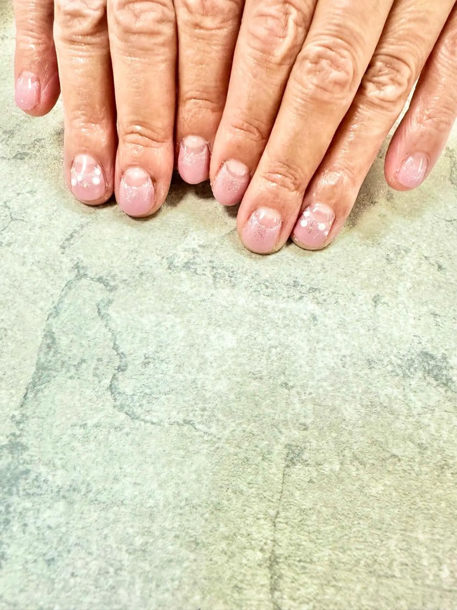 ネイル フットネイル フレンチネイル ジェルネイル グラデーション キラキラネイル ハンドネイル .N YUKIのネイルデザイン