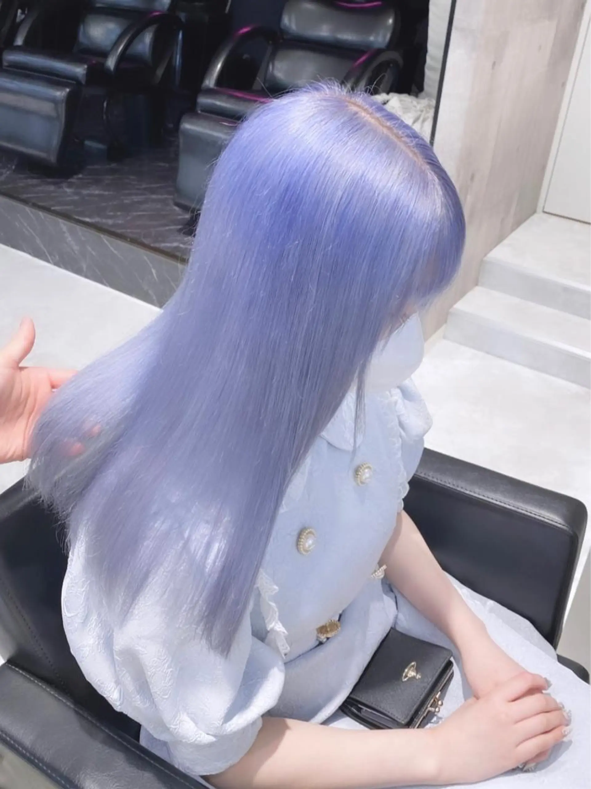 ロング カラー パーマ ヘアアレンジ メンズ キッズ ネイル マツエク・マツパ アイブロウ ブルーカラー ブルーラベンダー 透明感カラー ラベンダーカラー ブルー ハイトーンNo.1 👩🏼NaGiSaのヘアスタイル