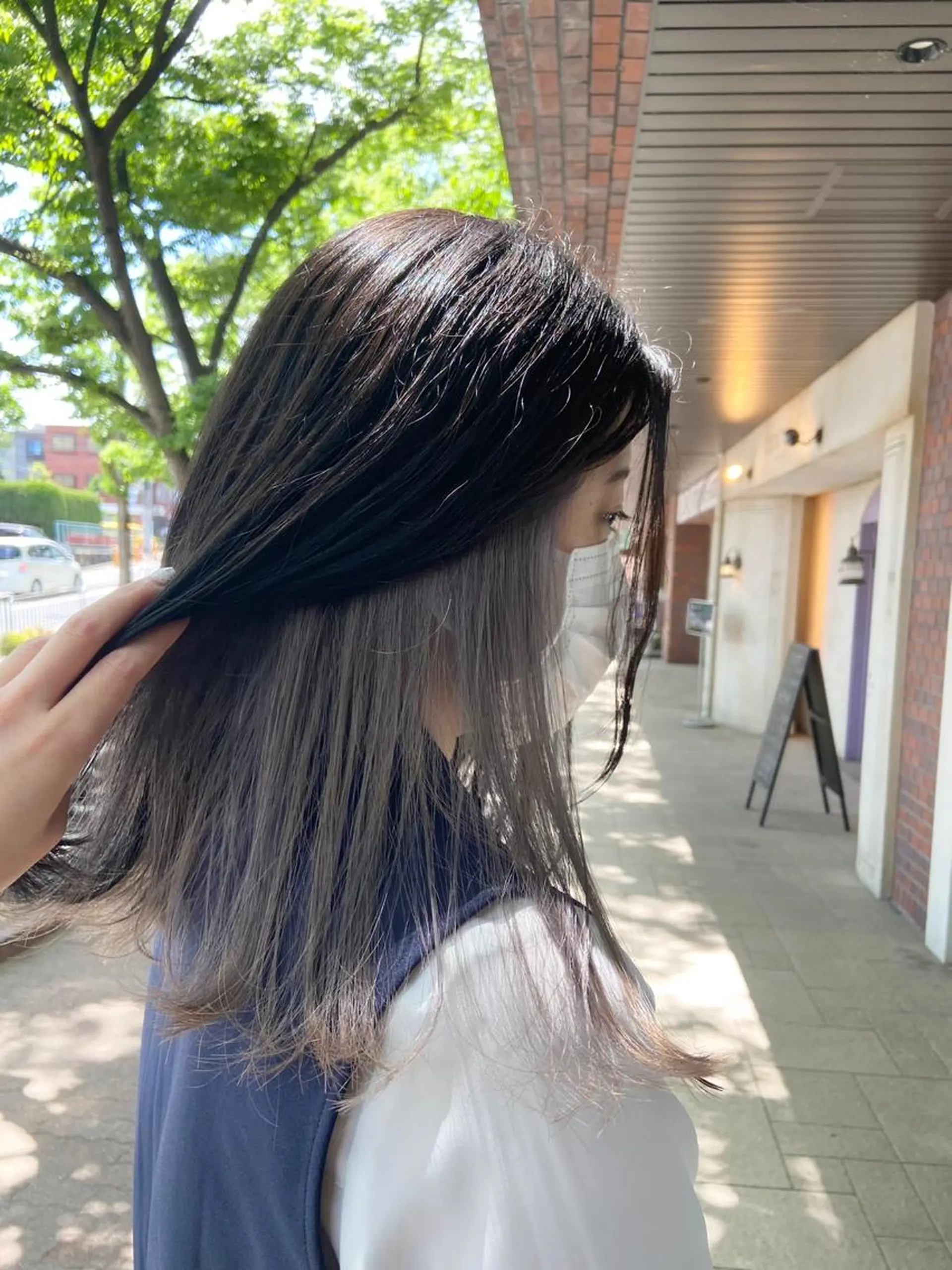 ミディアム カラー インナーカラー 伏見稲荷/髪質改善/ ブリーチ/西川奈穂のヘアスタイル
