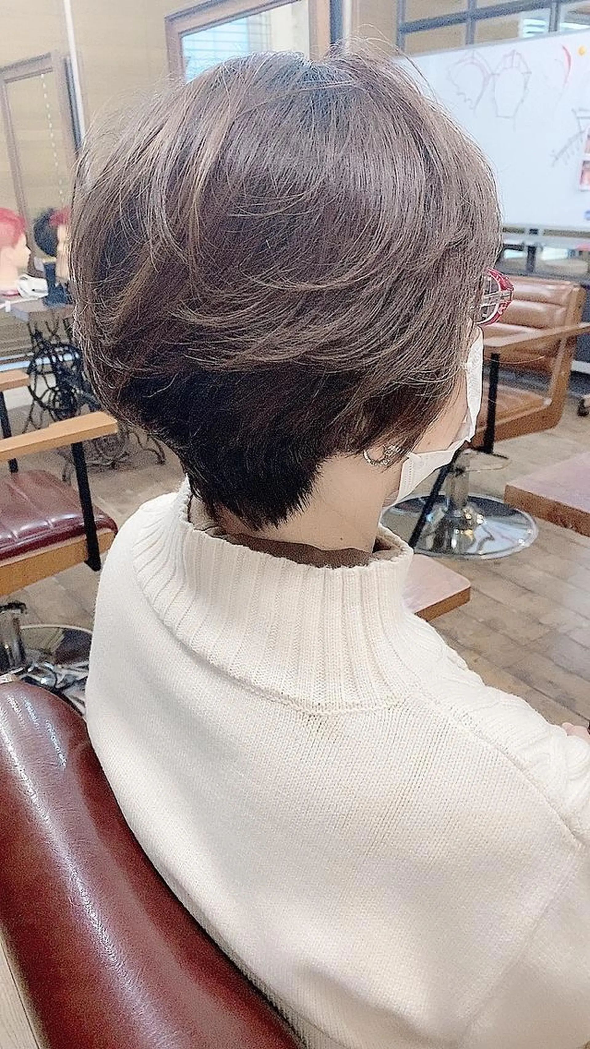 ショート ヘアアレンジ ハンサムショート くびれヘア レイヤーカット ショートヘア 國分 伸也のヘアスタイル
