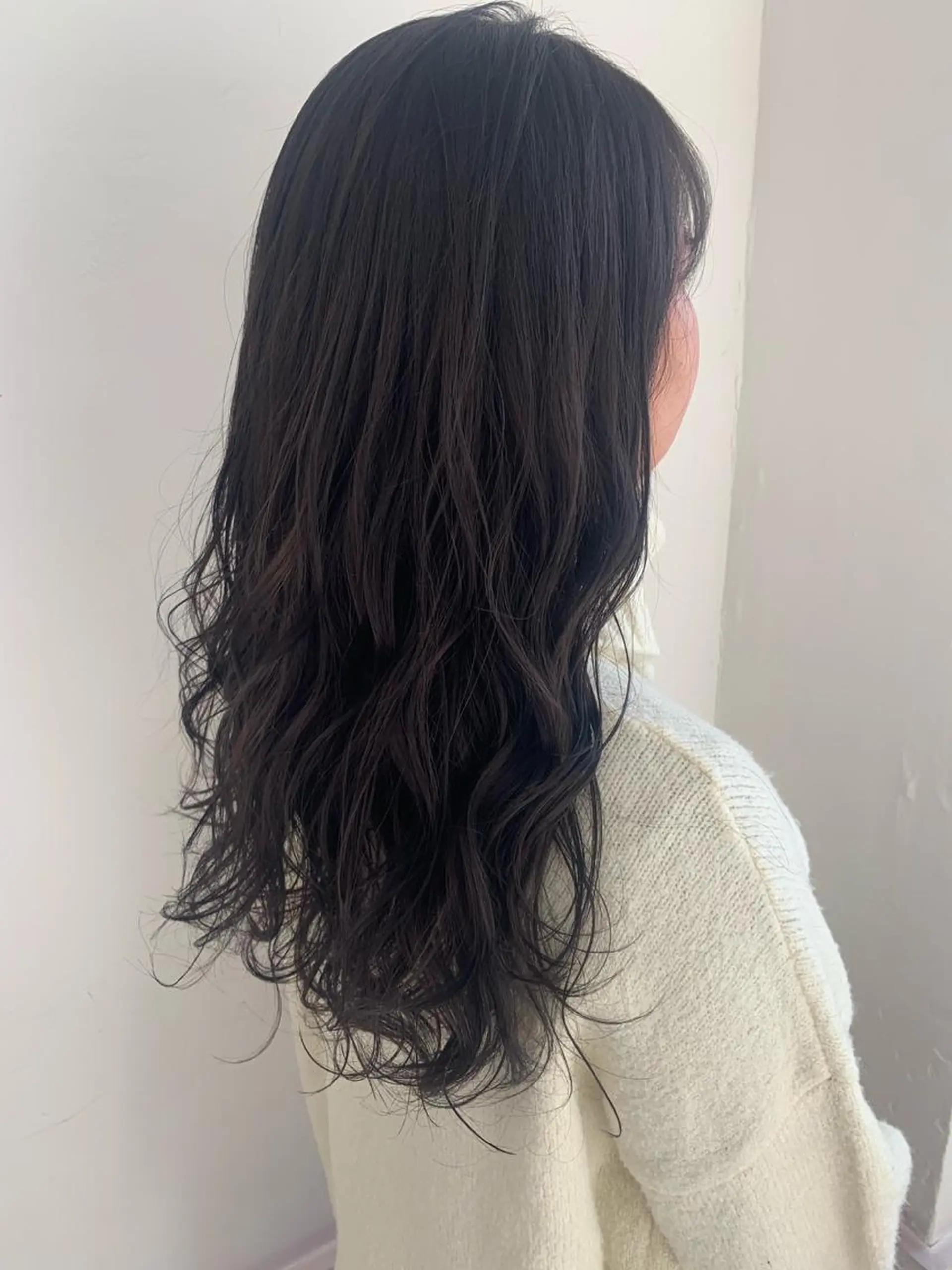 ロング カット ヘアカラー chama レイヤーカットのヘアスタイル