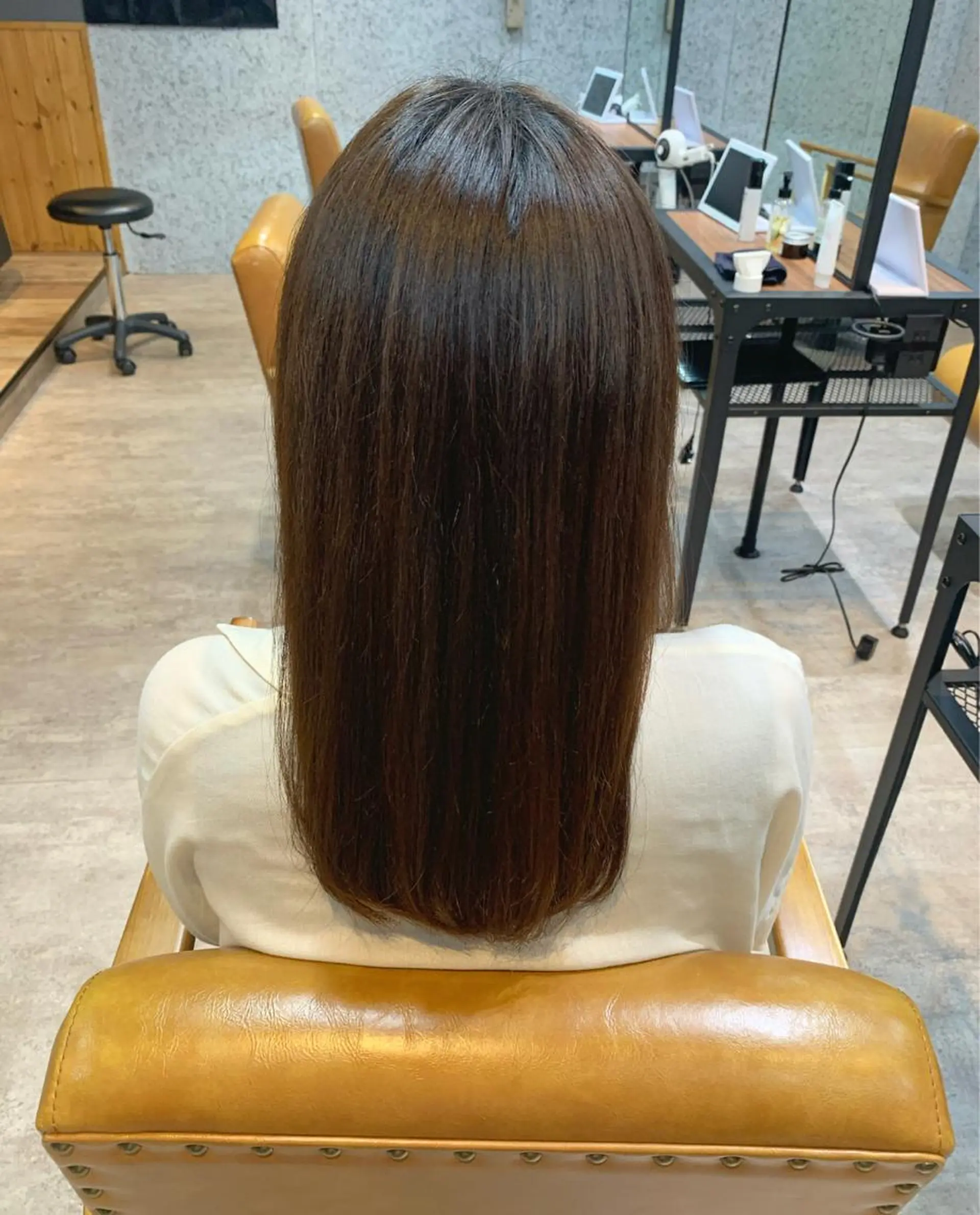 ロング パーマ ストレートパーマ eyesburg W/est所属・ショートボブ 村上のヘアスタイル