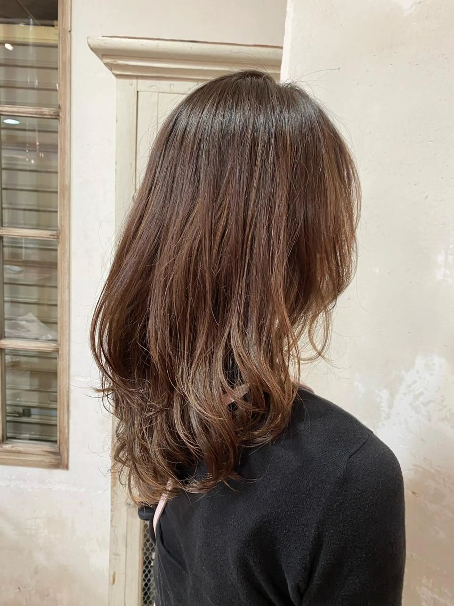 ロング パーマ ロング エイミーバイアフロート所属・Kasuga Sayuriのヘアスタイル