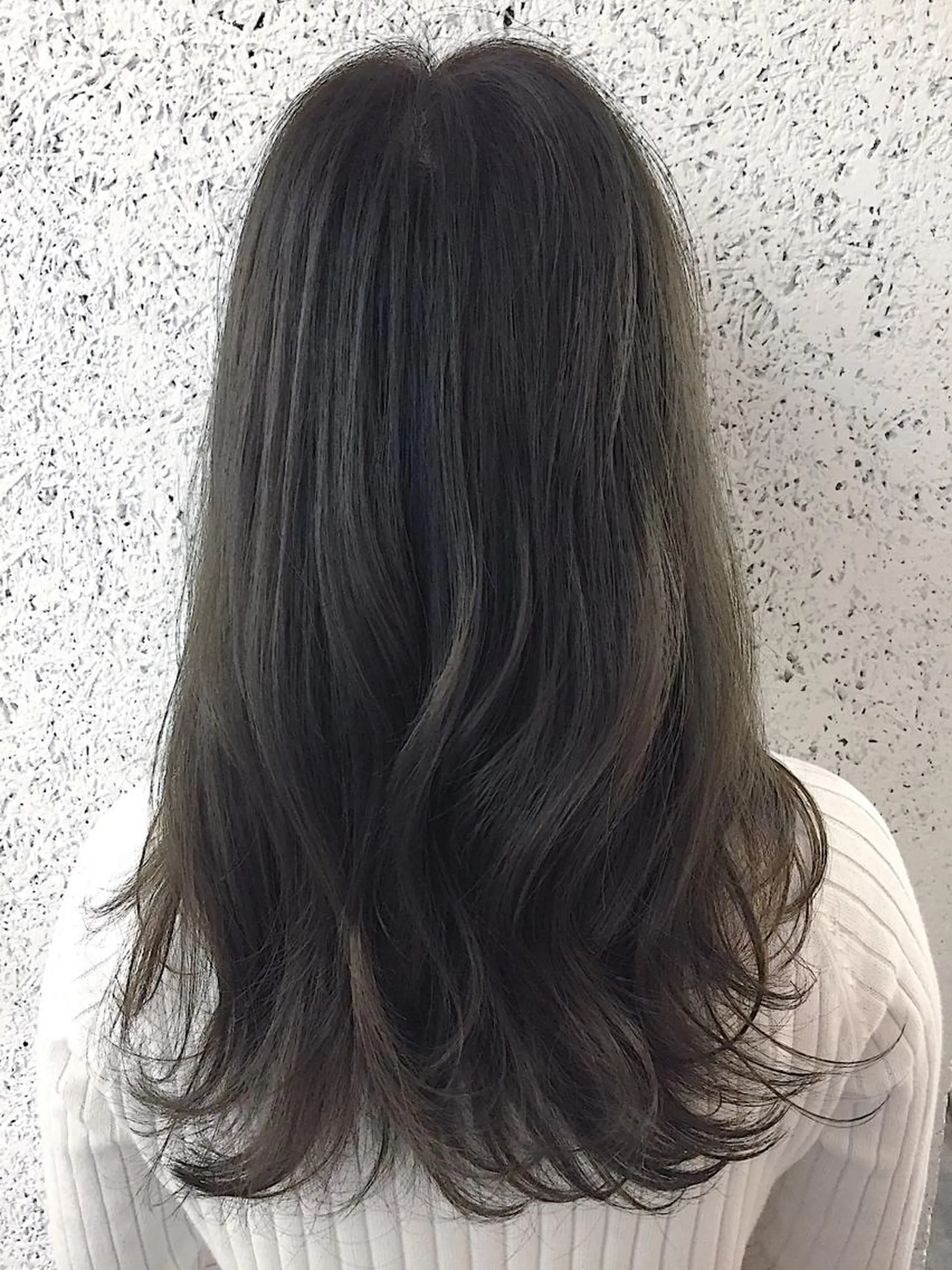 ロング カラー パーマ ヘアアレンジ アディクシーカラー アッシュ バレイヤージュ ベージュカラー ブリーチ ヘアカラー トリートメント ヘアセット ✨ハイクオリティ✨ 山本香也のヘアスタイル