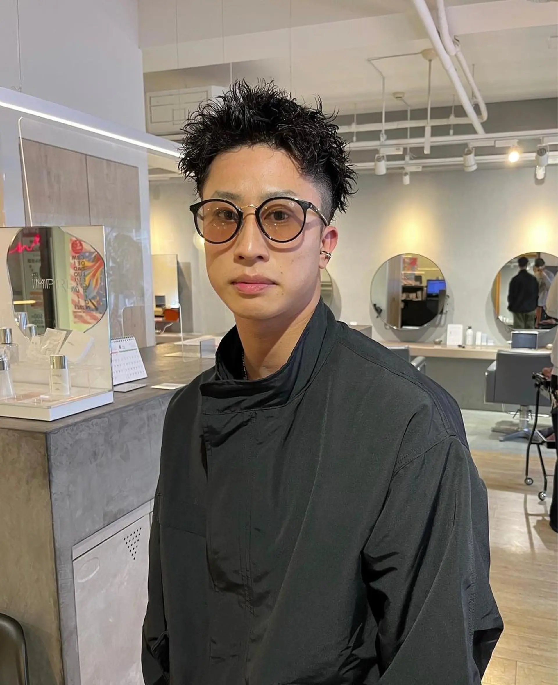 ショート パーマ メンズ カット パーマ メンズ特化美容師 熊田 鼓汰郎のヘアスタイル