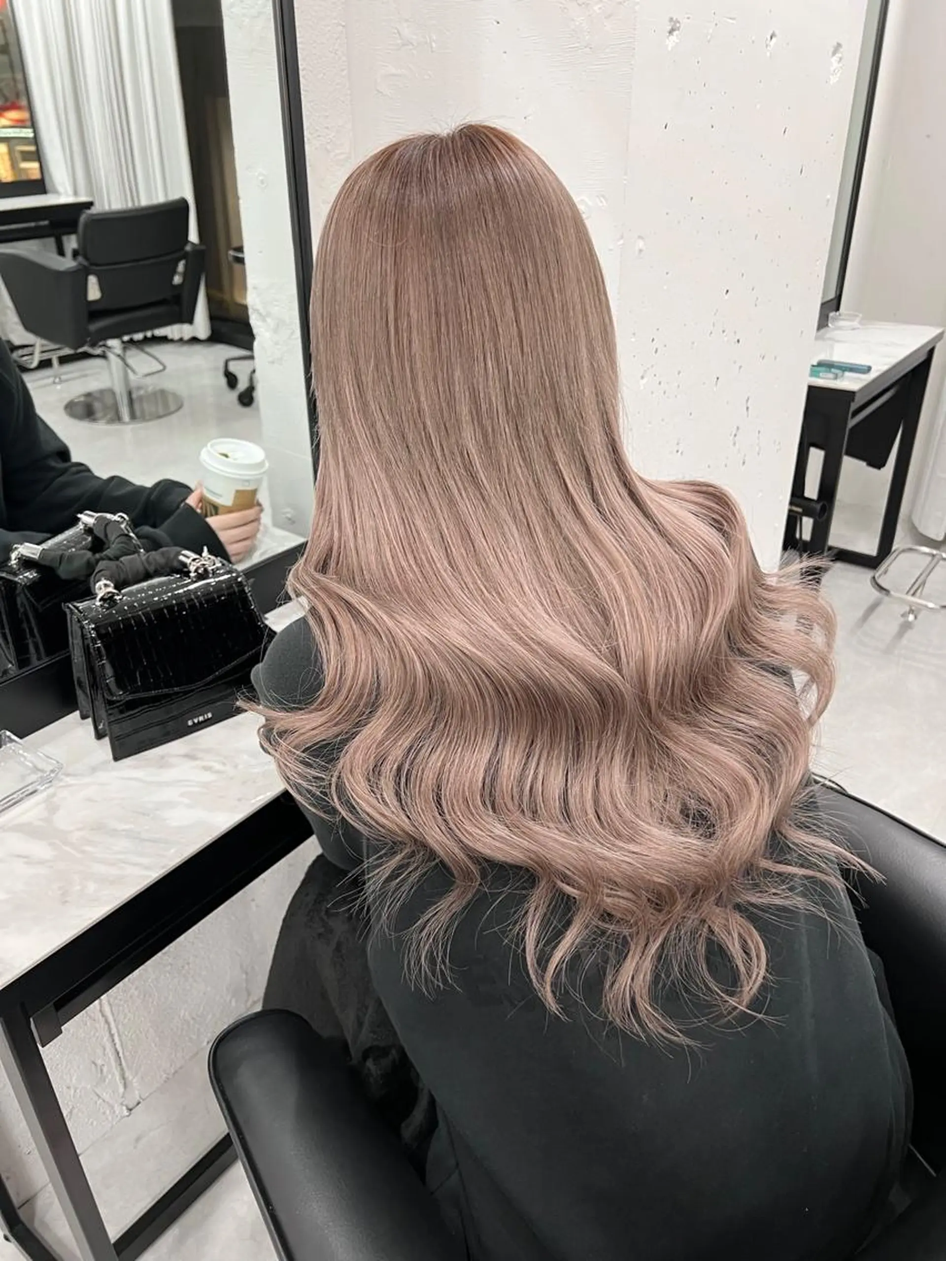 ロング カラー wistell/ ayukaのヘアスタイル