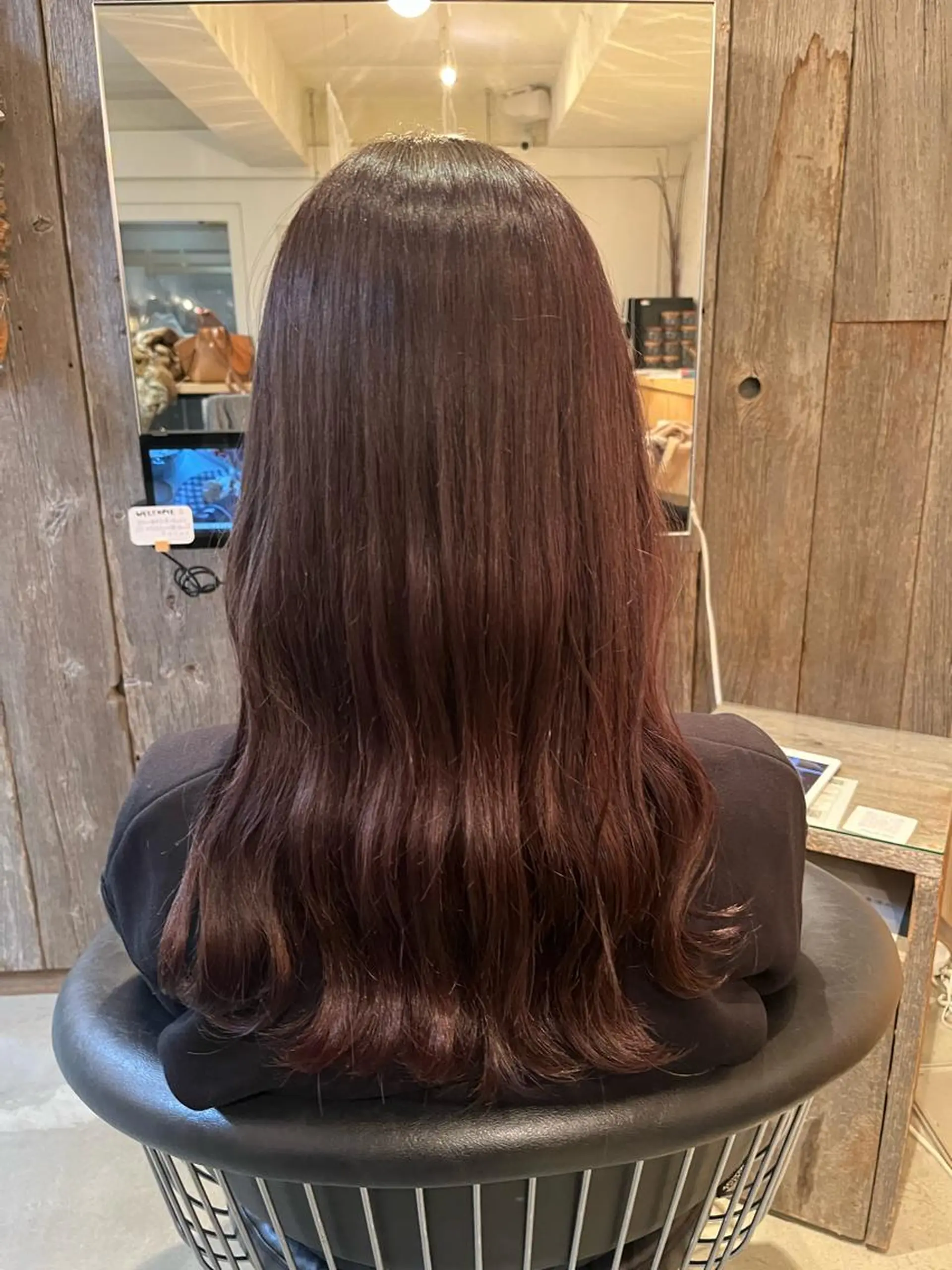 カラー ブラウンカラー ピンクカラー 三品 早妃のヘアスタイル