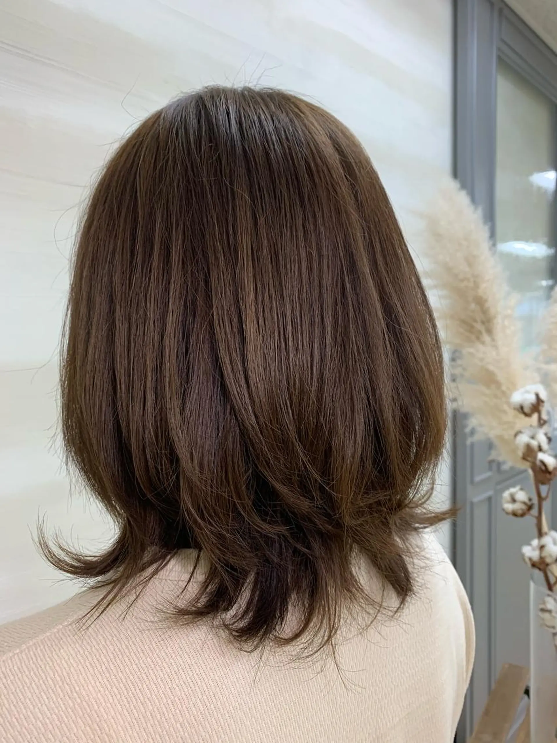 ミディアム カラー 遊佐 瑞紀のヘアスタイル