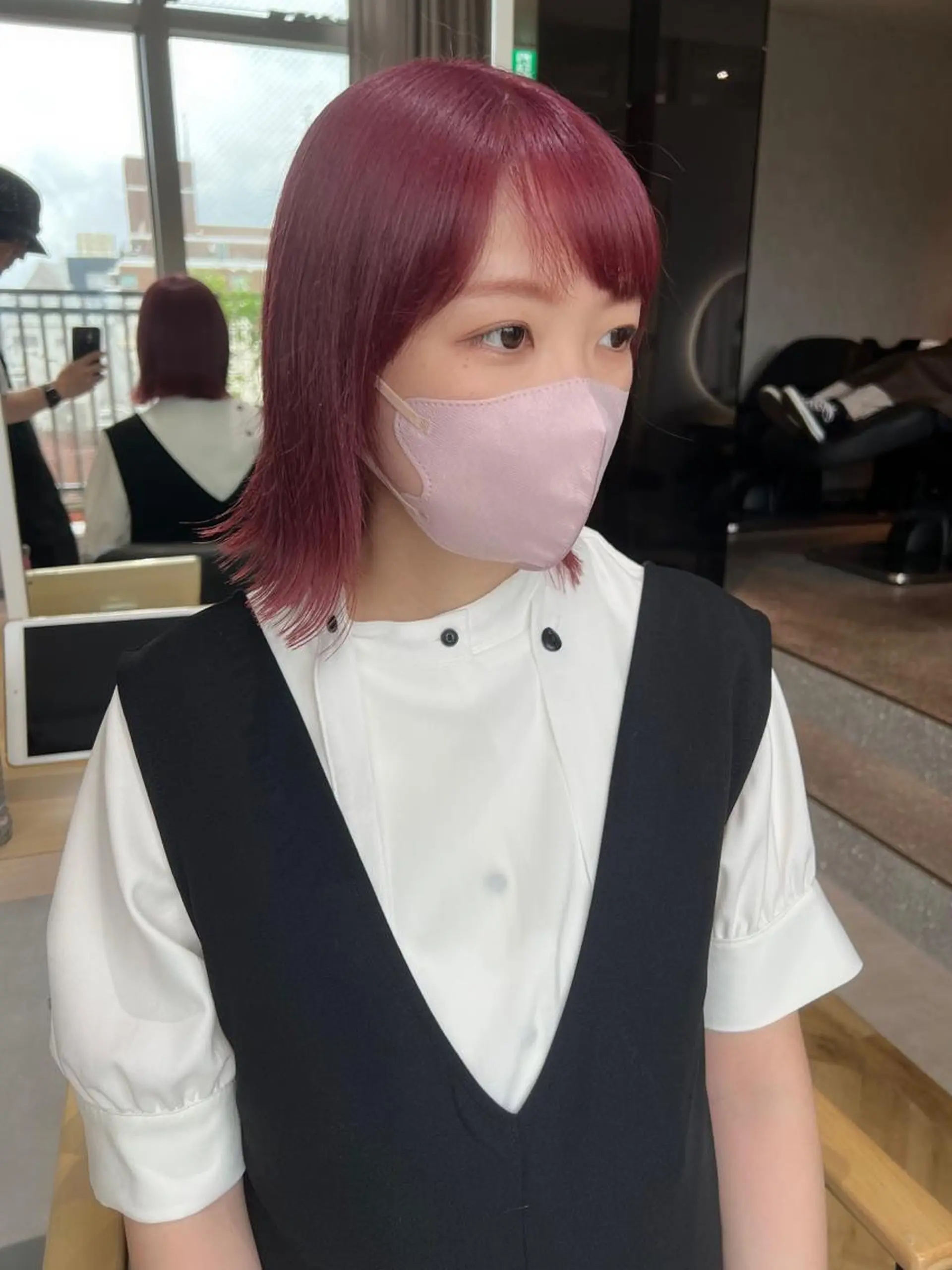 ミディアム カラー ヘアカラー 韓国🇰🇷レイヤー おくれ毛/顔まわりのヘアスタイル