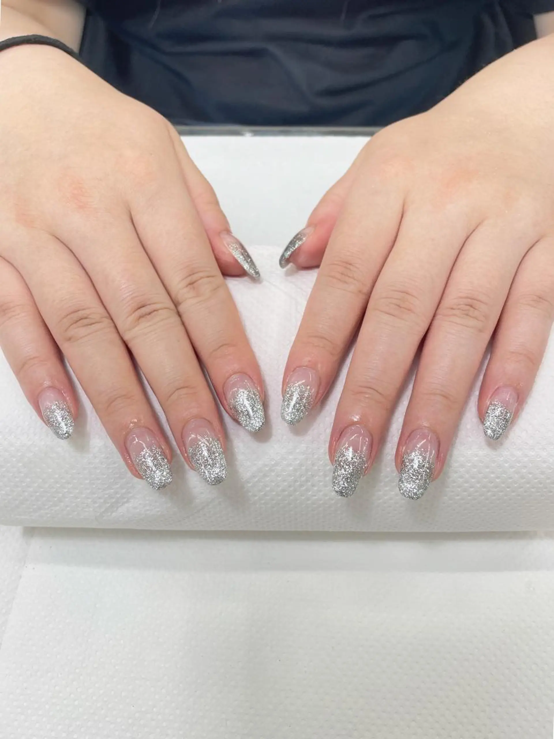 ネイル グラデーション ラメ(グリッター) ᴷᴬᵀᴬᴳᴵᴿᴵ🧸 【MAXKELLY】のネイルデザイン