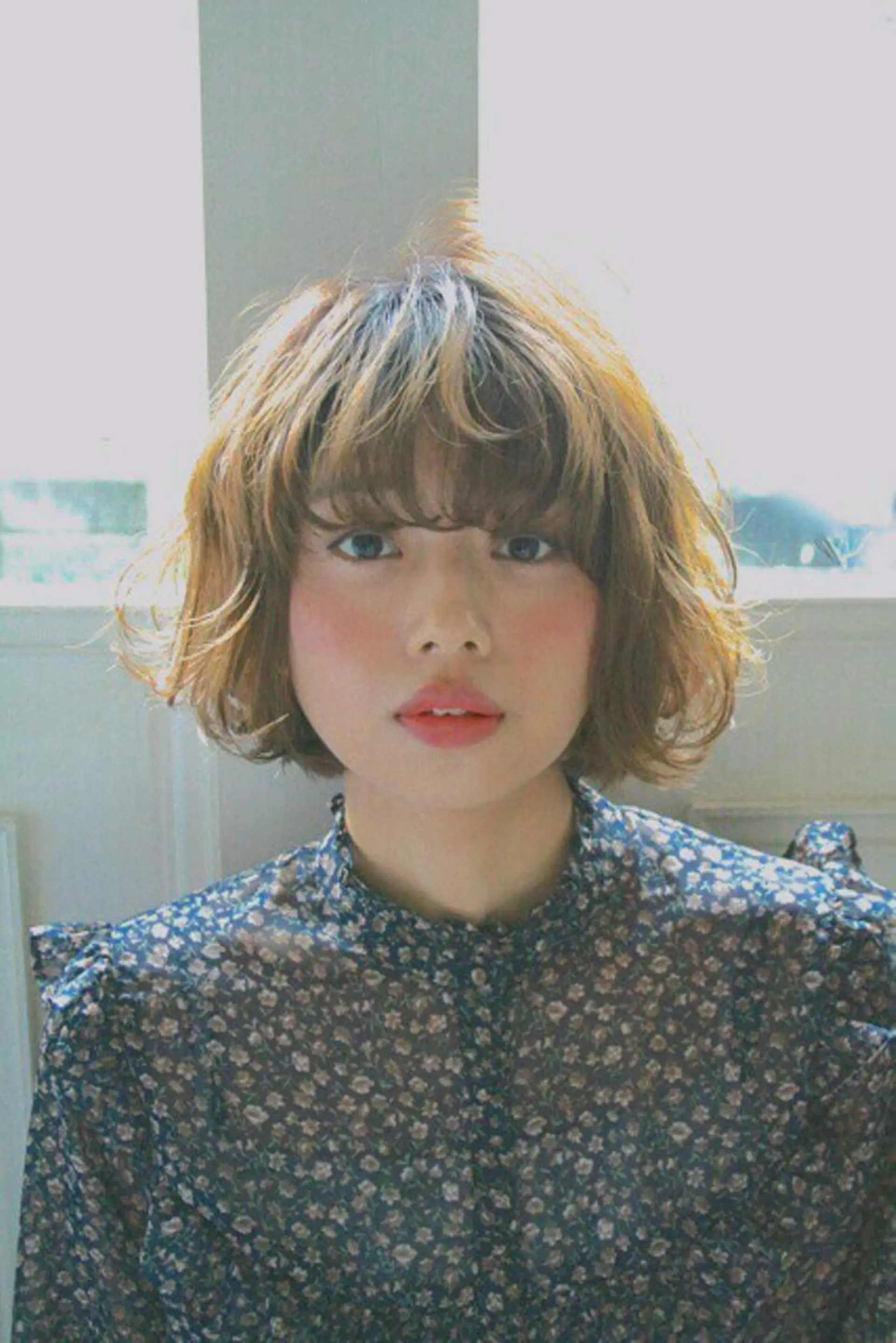 ショート カラー ベージュカラー イルミナカラー よこもり あいのヘアスタイル