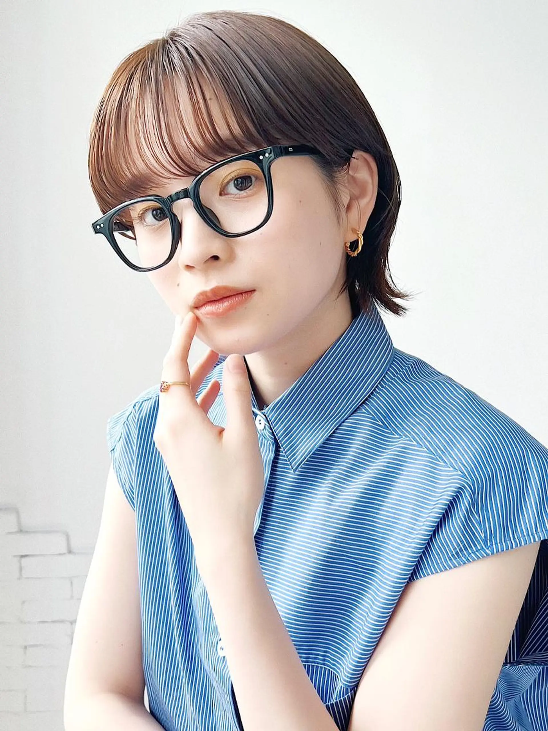 ショート 切りっぱなしボブ ショートボブ ボブ ハイライト シースルーバング バレイヤージュ茅ヶ崎 オオタ カズキのヘアスタイル