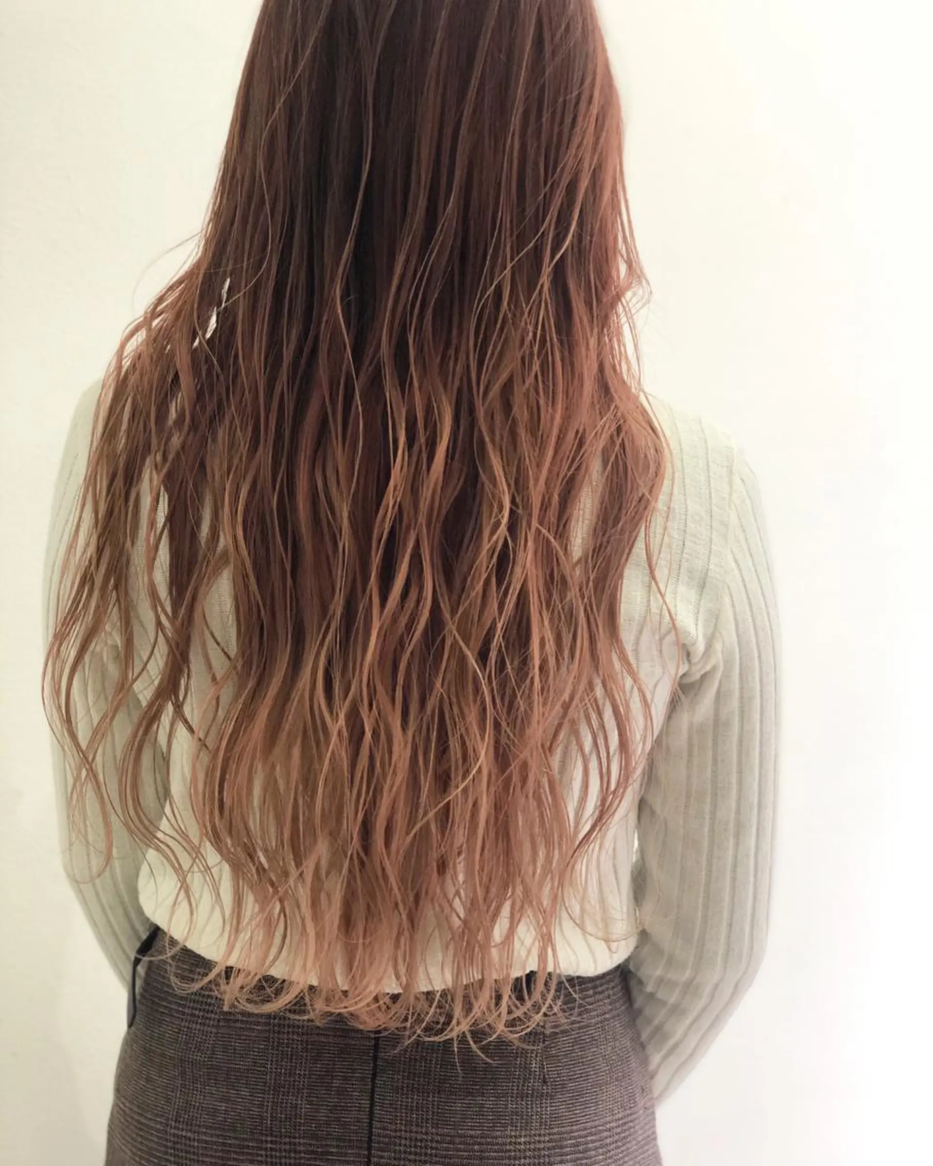 ロング カラー ピンクカラー ヘアカラー トリートメント Tao所属・藤川 大智のヘアスタイル