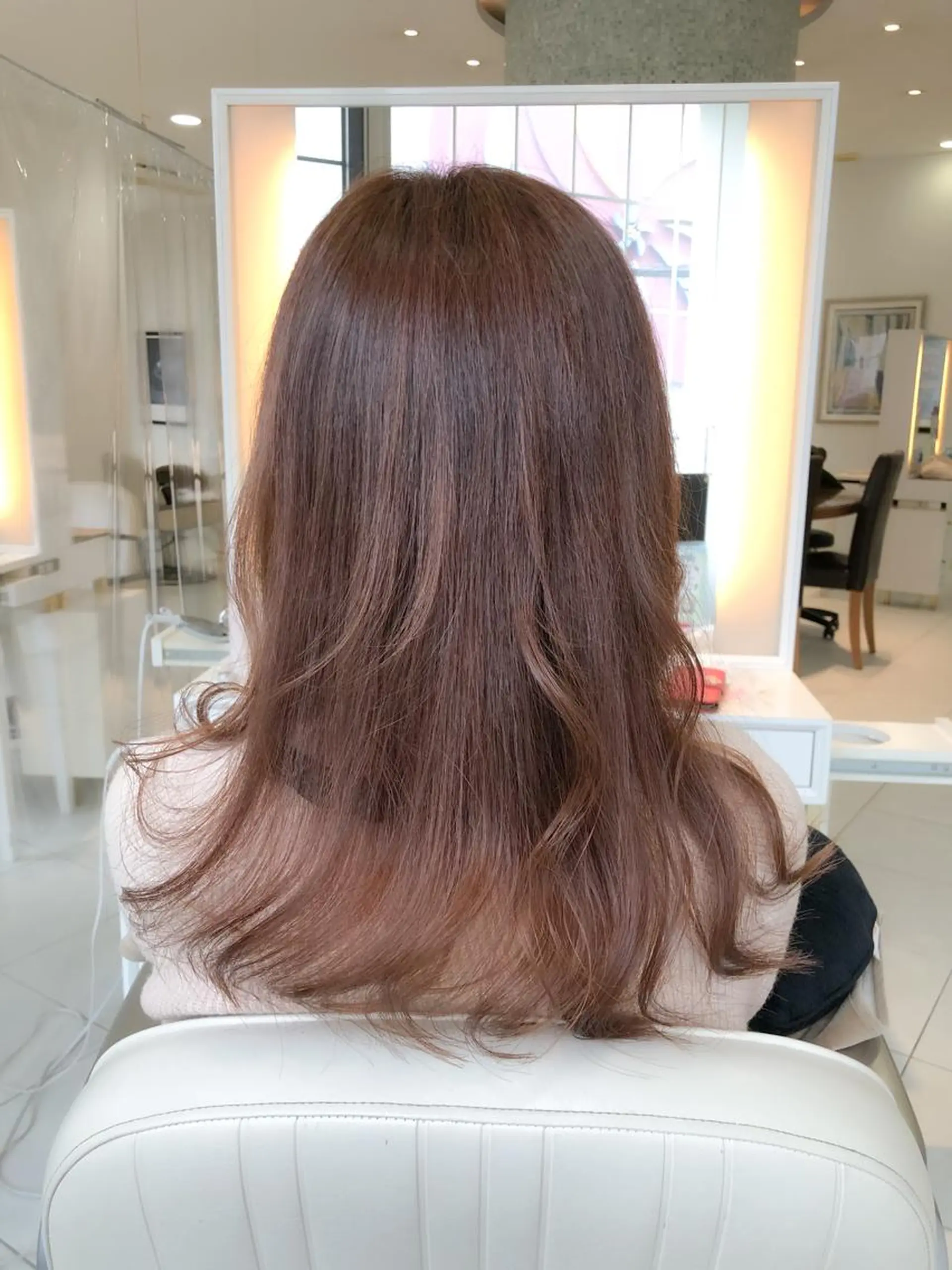 ミディアム La fith hair rond 立川店所属・kyosuke 透明感カラーのヘアスタイル