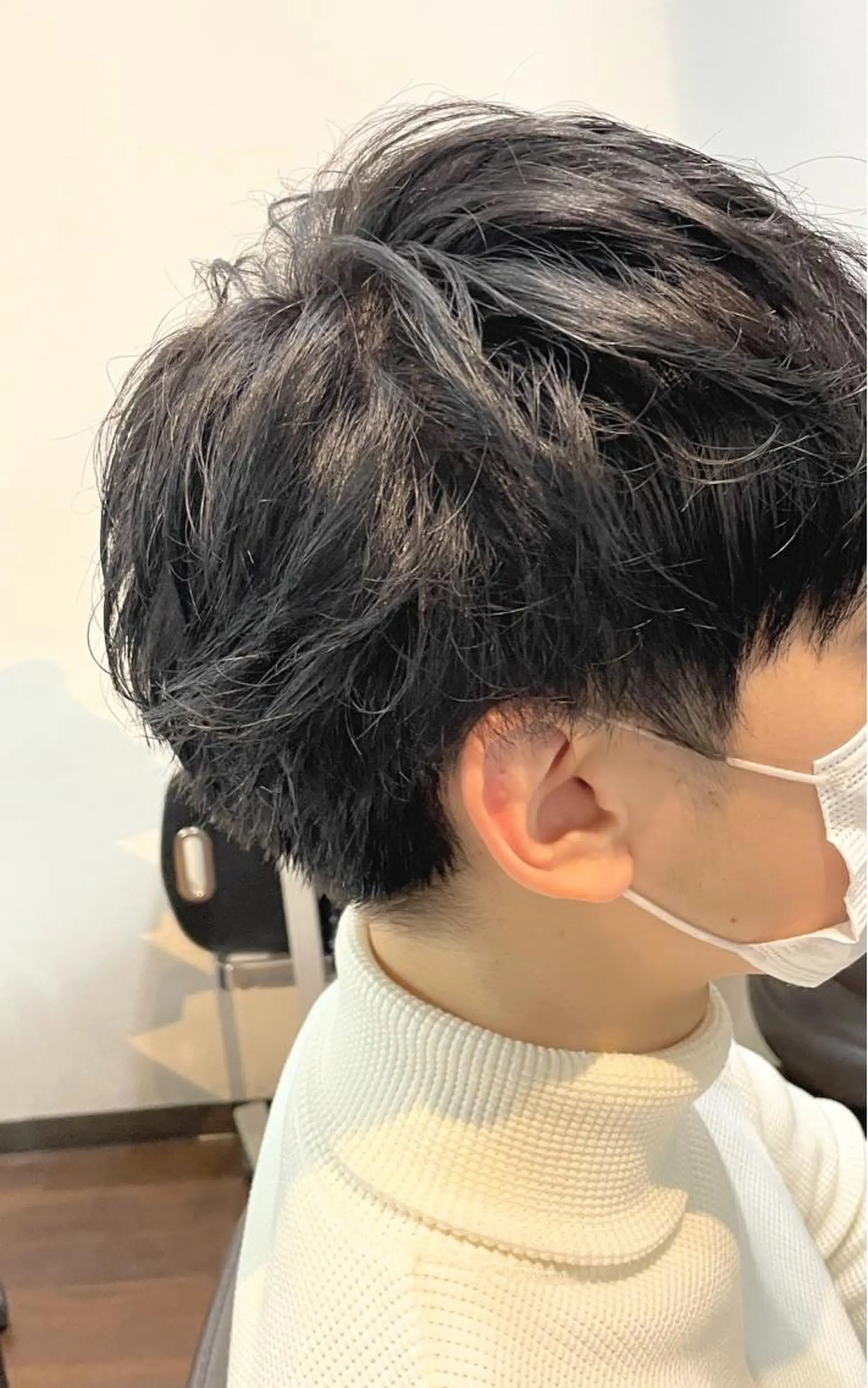 カラー メンズ 中村 海波のヘアスタイル