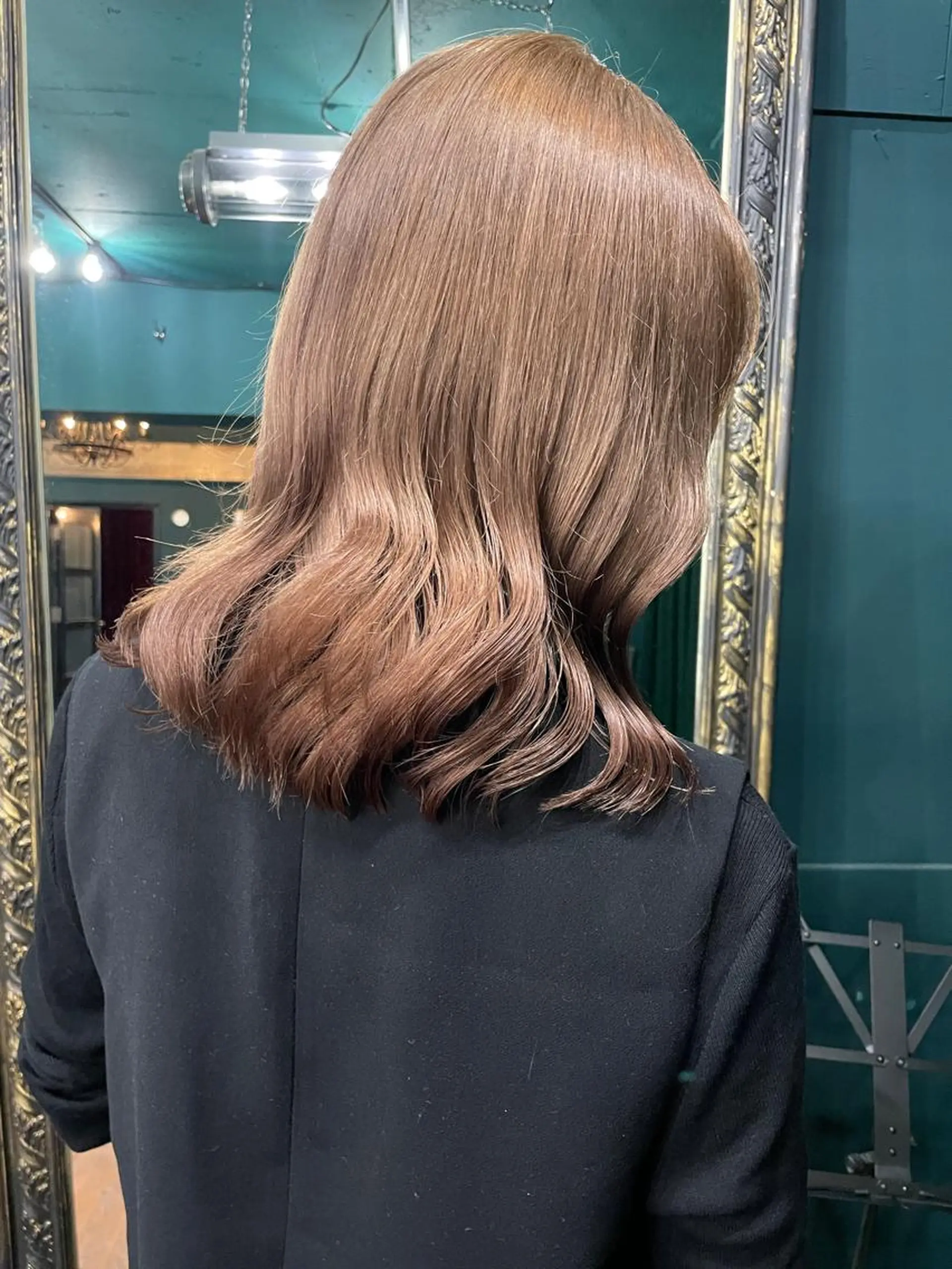 ミディアム カット ヘアカラー トリートメント vivre libre所属・vivre libreのヘアスタイル