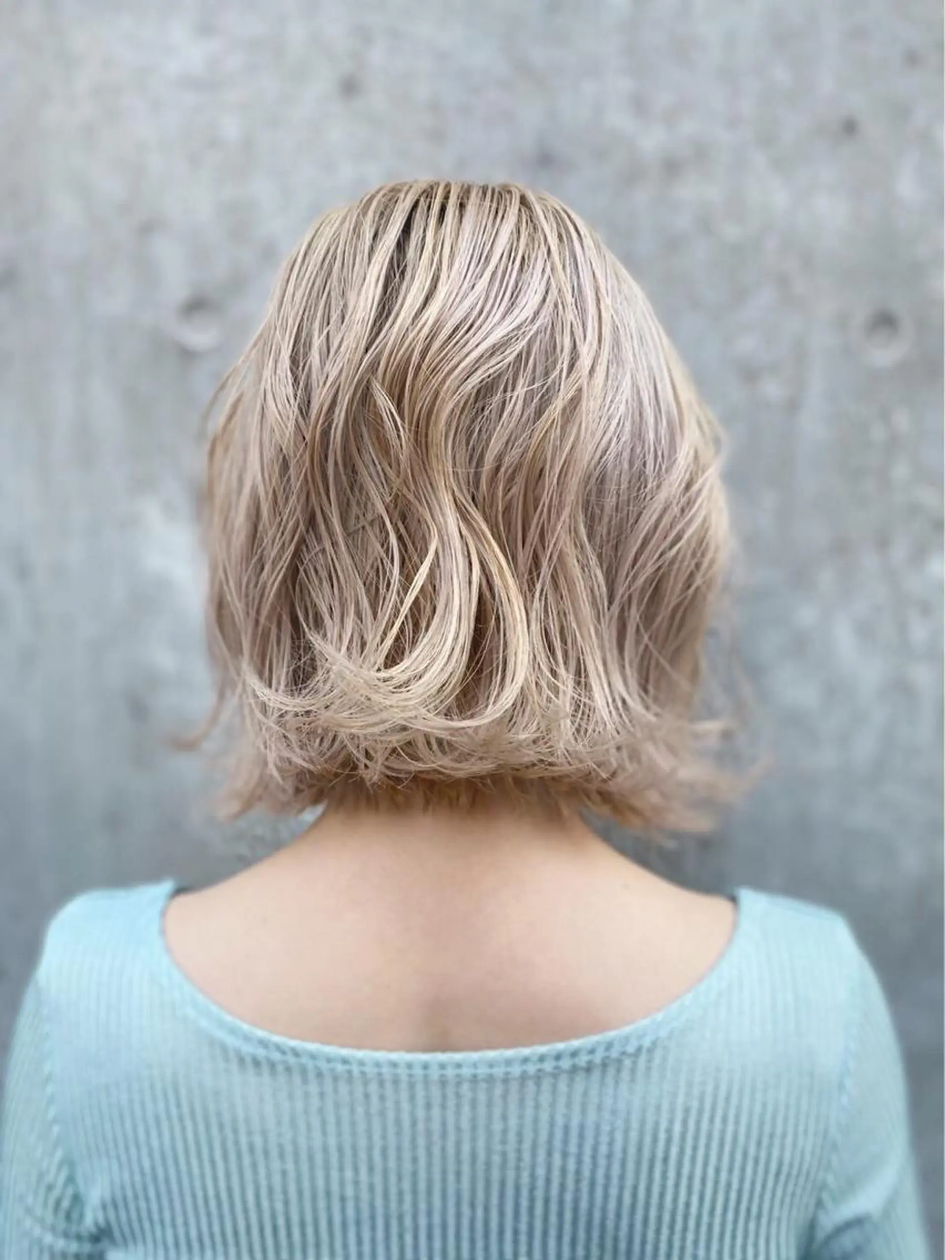 ミディアム ヘアカラー 勝谷 悟史のヘアスタイル