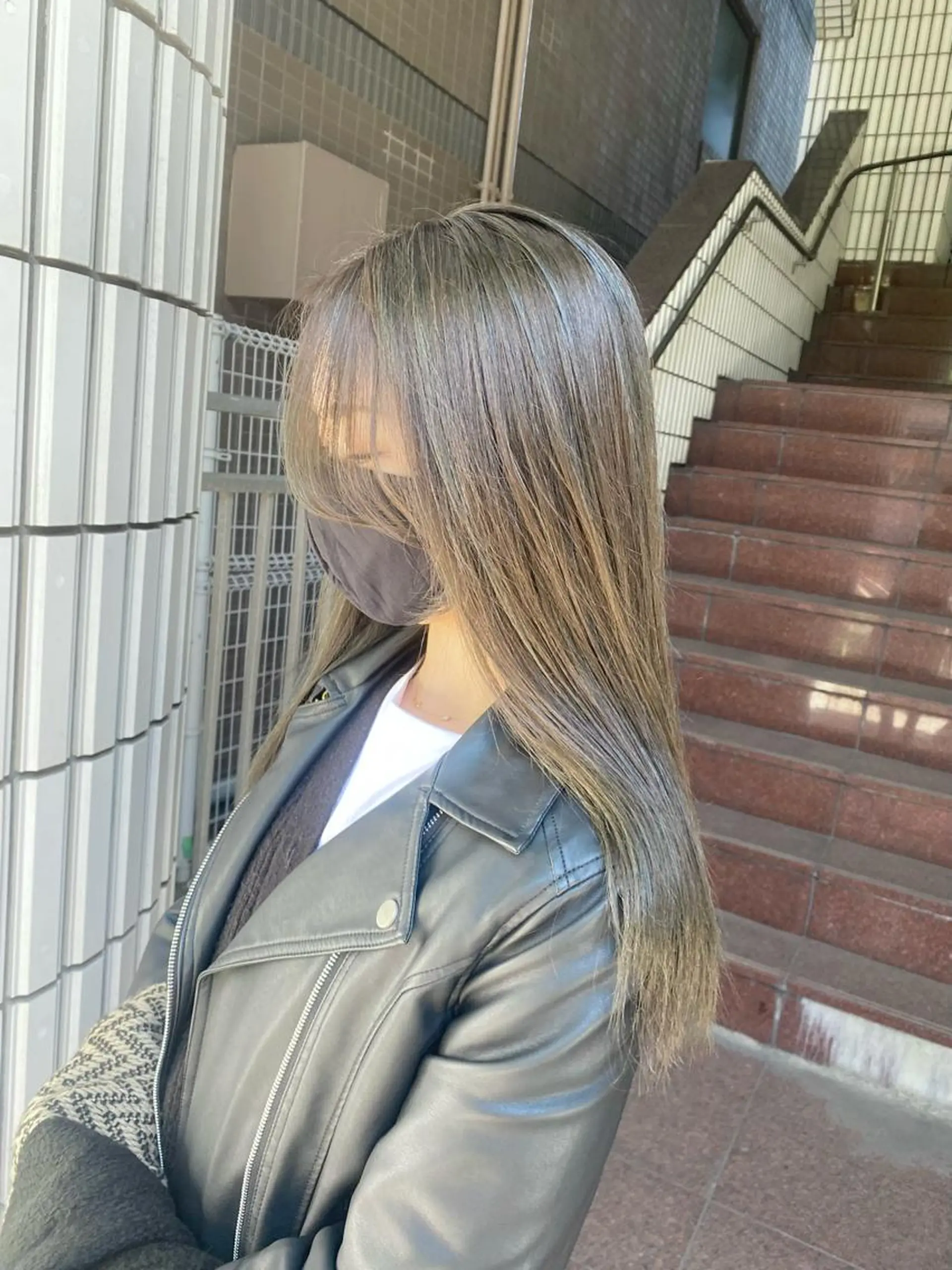 ロング カラー ベージュカラー オリーブベージュ ヘアカラー トリートメント motel所属・モデルや芸能人も通う ✨マンツーマンサロンのヘアスタイル