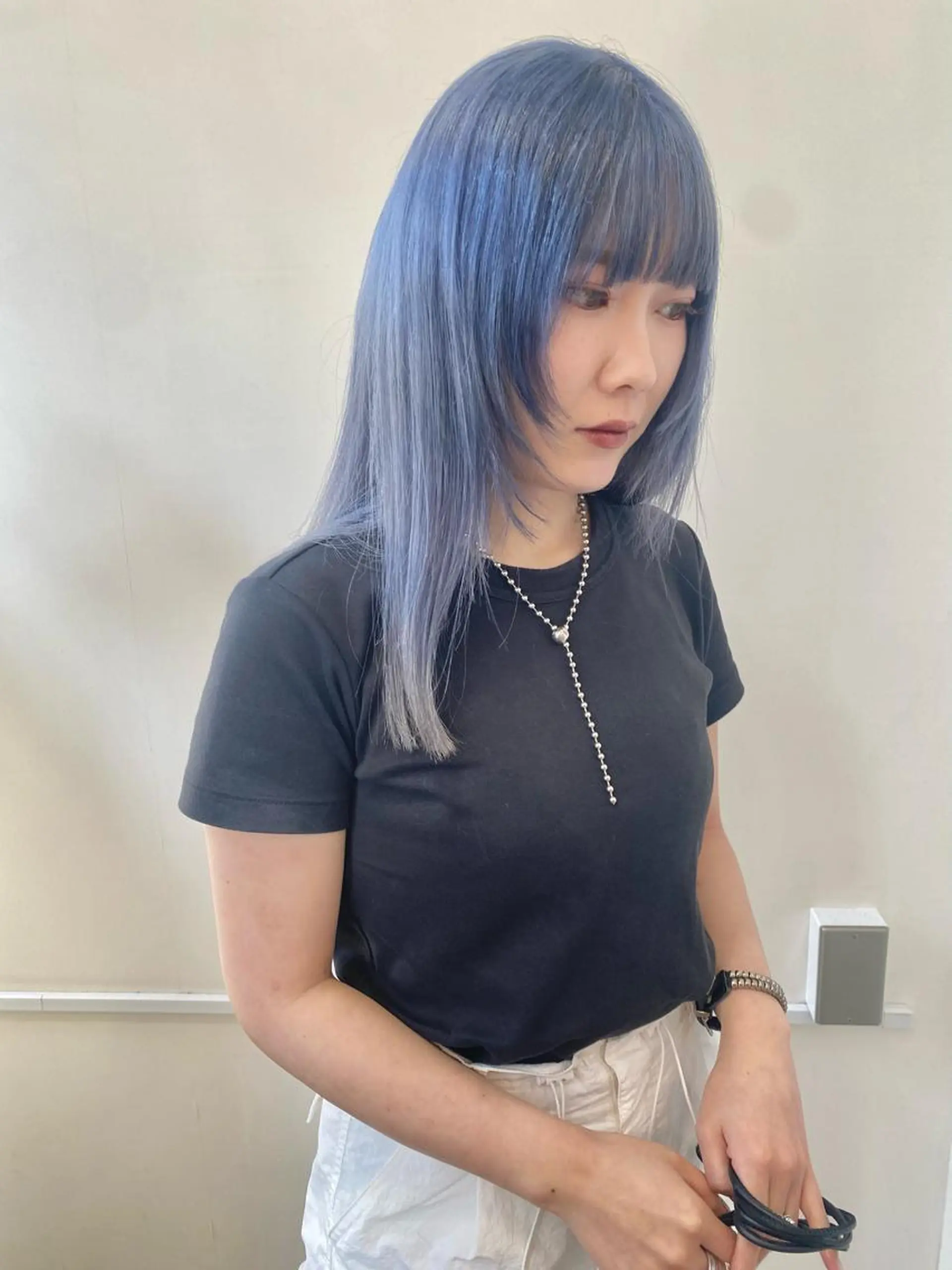 ロング カラー ブルーカラー 聖斗 /ハイトーン/パーマのヘアスタイル