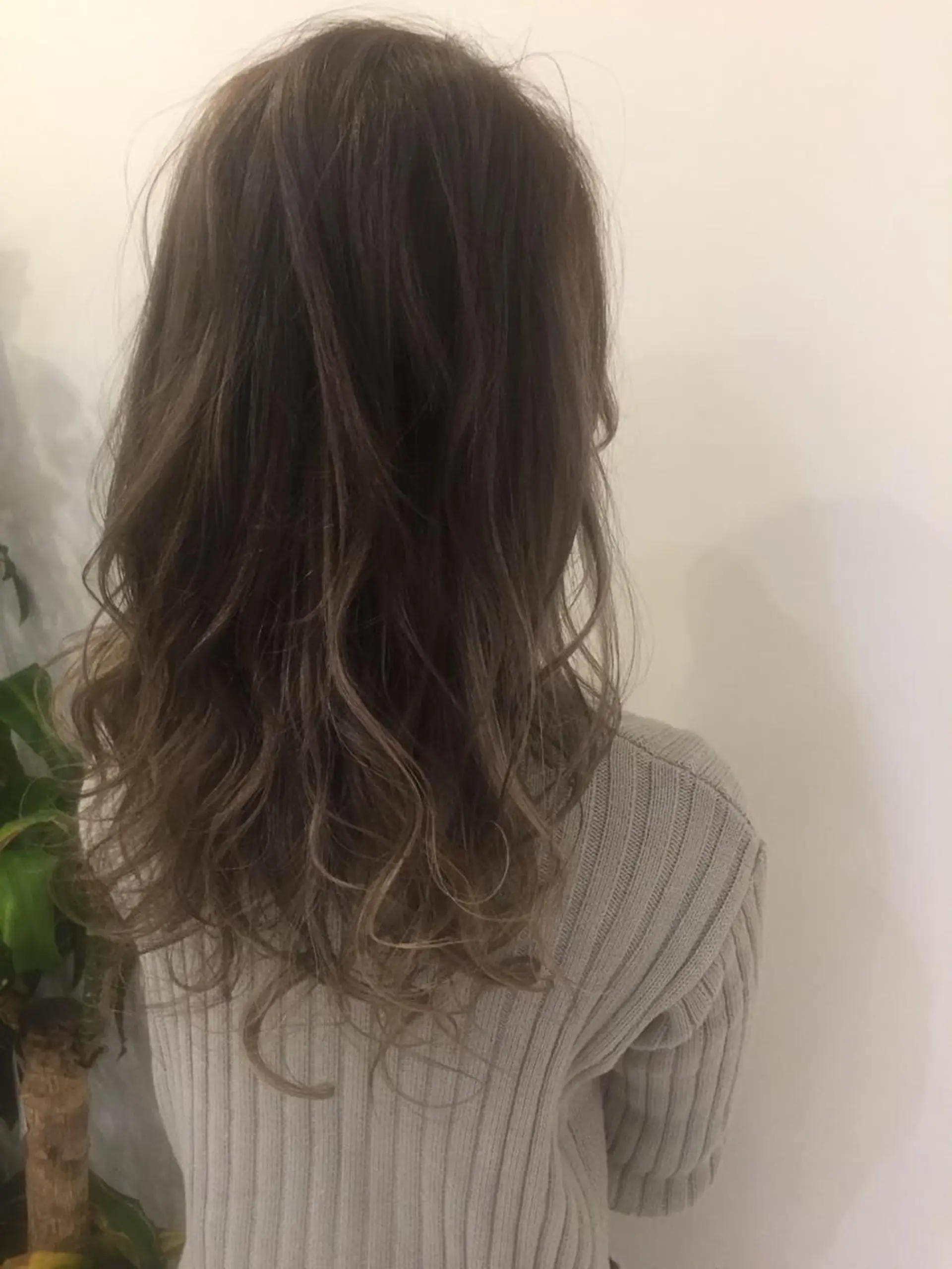 ロング カラー シールエクステ⭐️ オオミタクヤのヘアスタイル