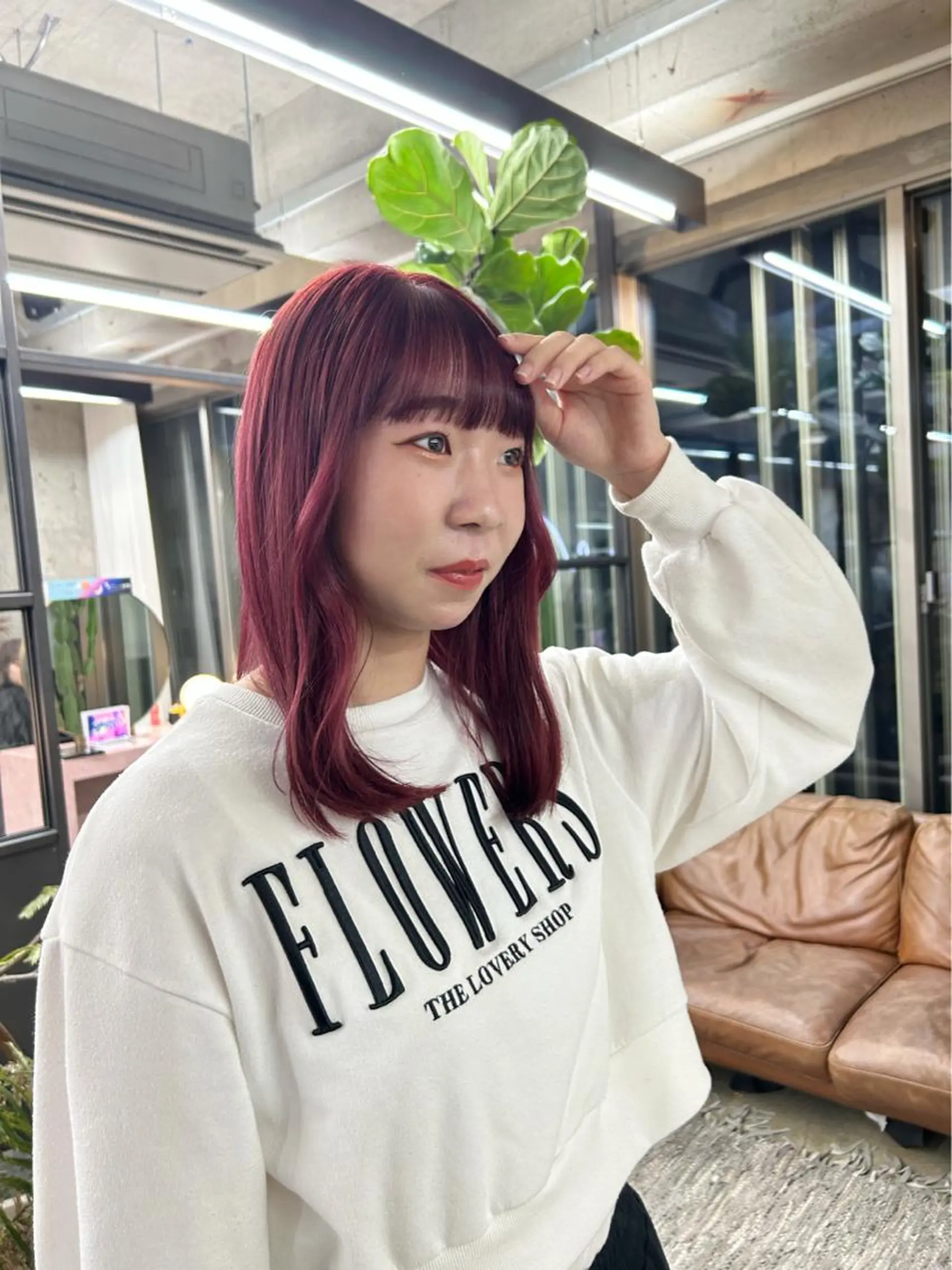 ロング カラー ブリーチ カシス ピンクカラー カット ヘアカラー 小川真歩/パーマ /暖色オリーブのヘアスタイル