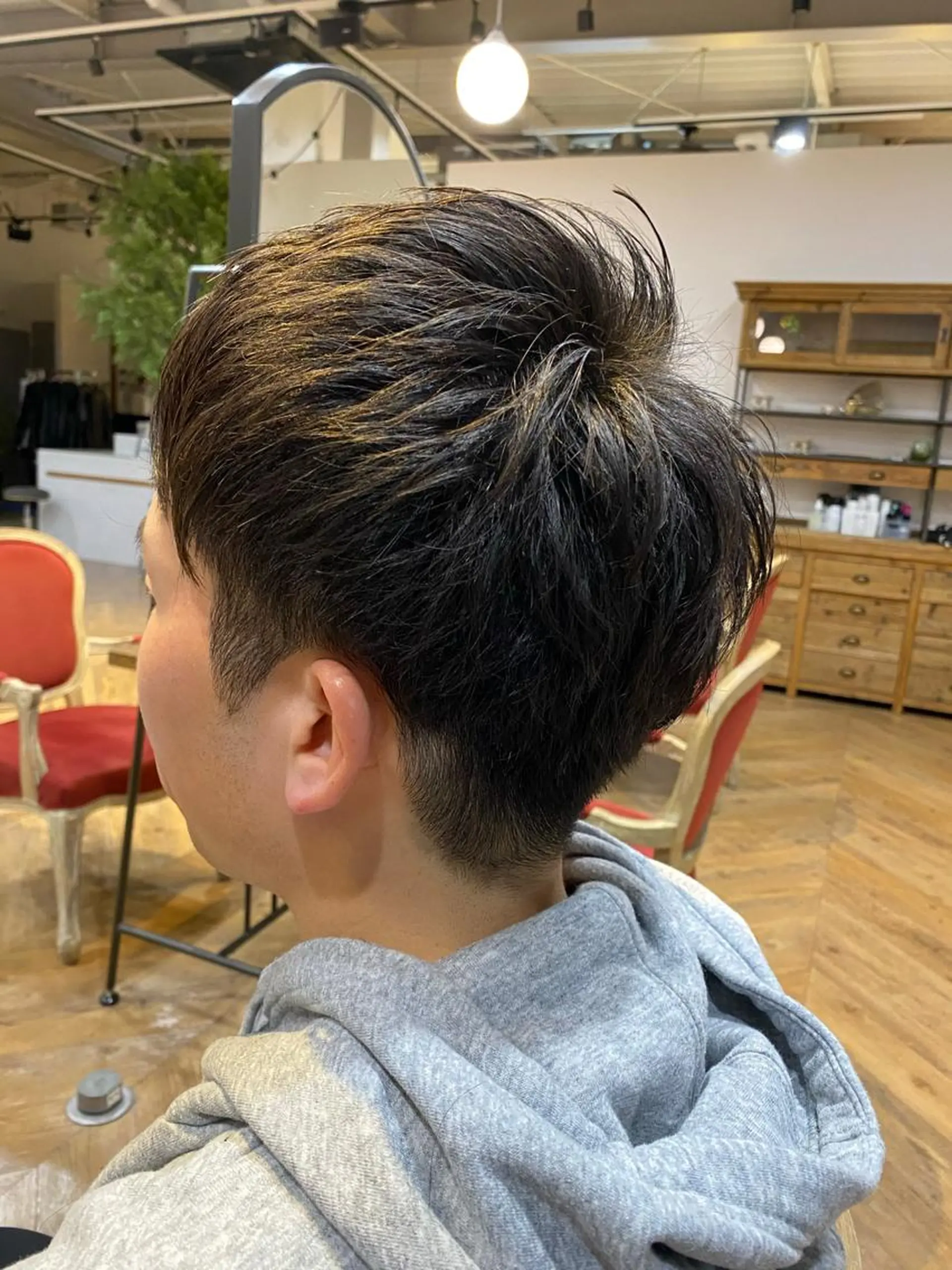 ショート メンズ カット ヘアカラー トリートメント 小島 健太郎のヘアスタイル