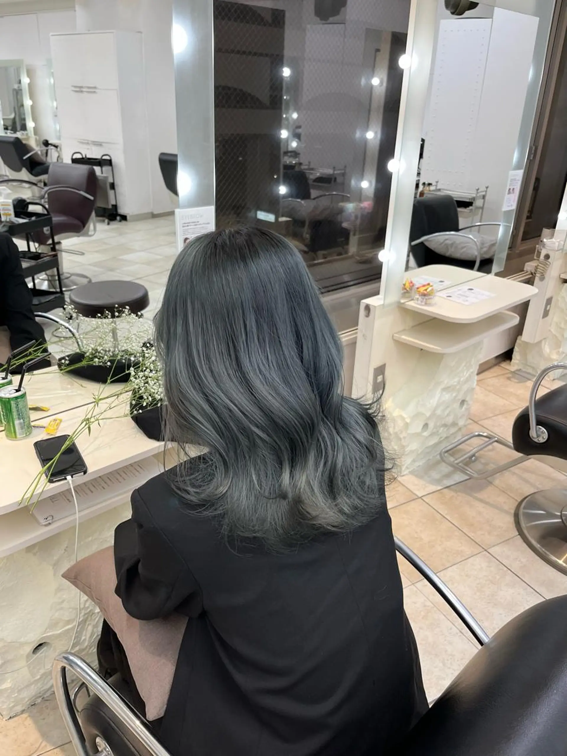 セミロング MITSUKI🤍 モテ髪×韓国レイヤーのヘアスタイル